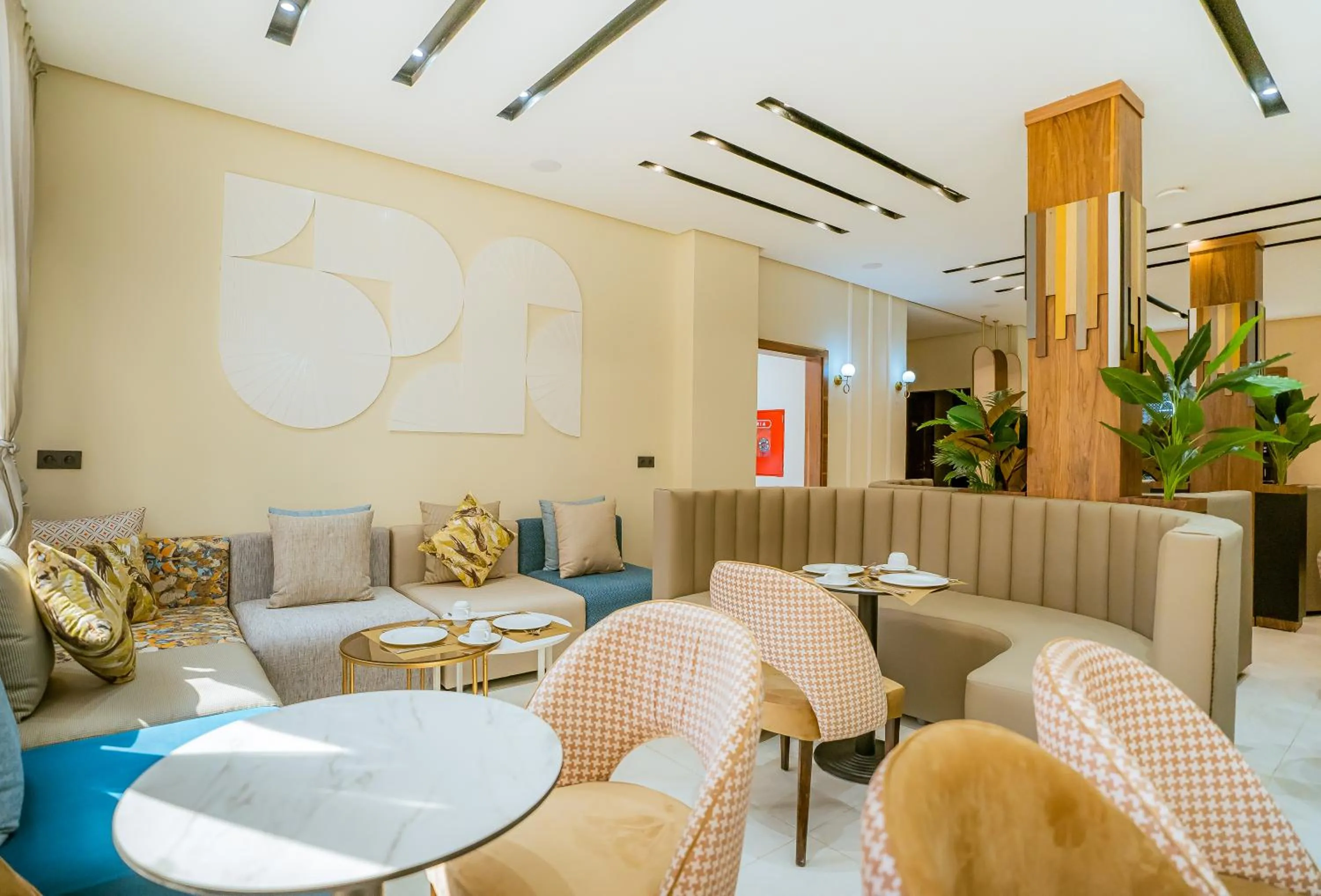 Restaurant/places to eat in TIMAZIN HOTEL DAKHLA