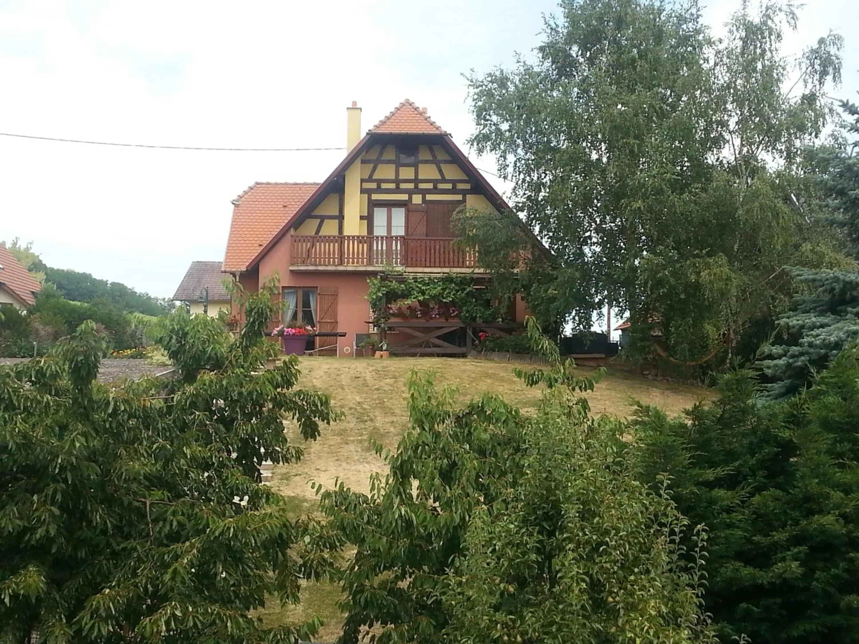 Facade/entrance in Chez Yolande