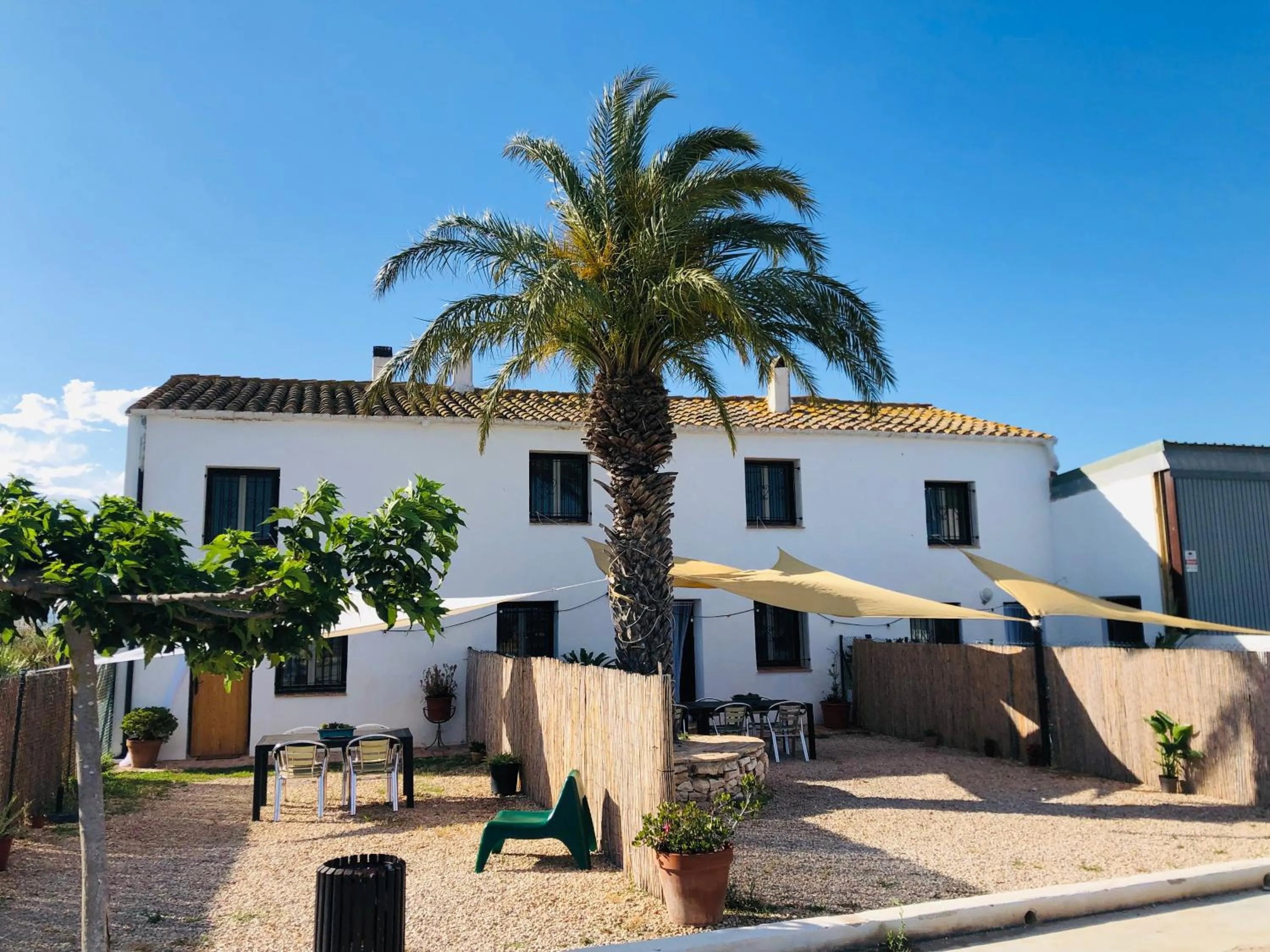 Two-Bedroom House in Masia Llambrich