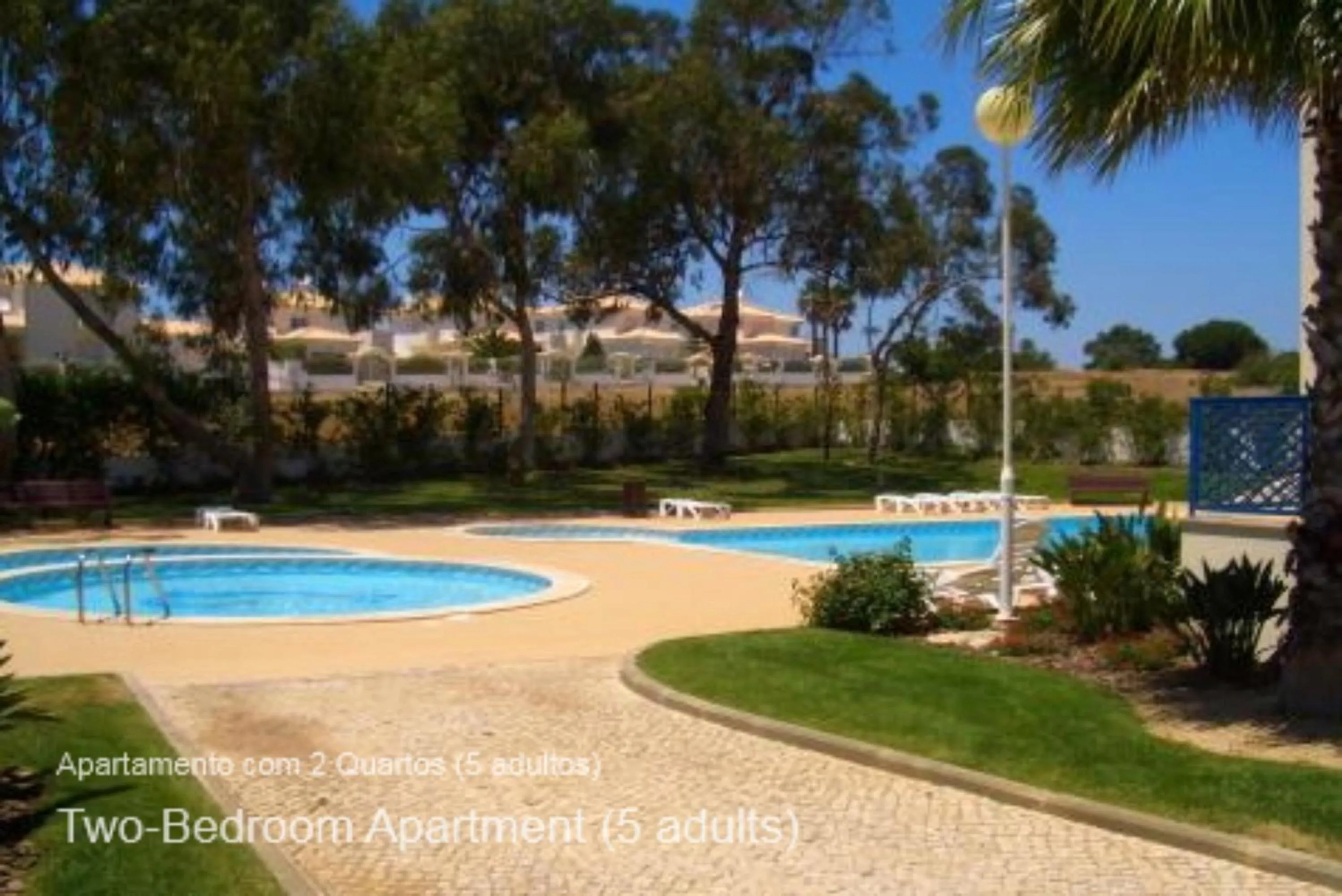 Swimming pool in Akisol Albufeira Ocean II