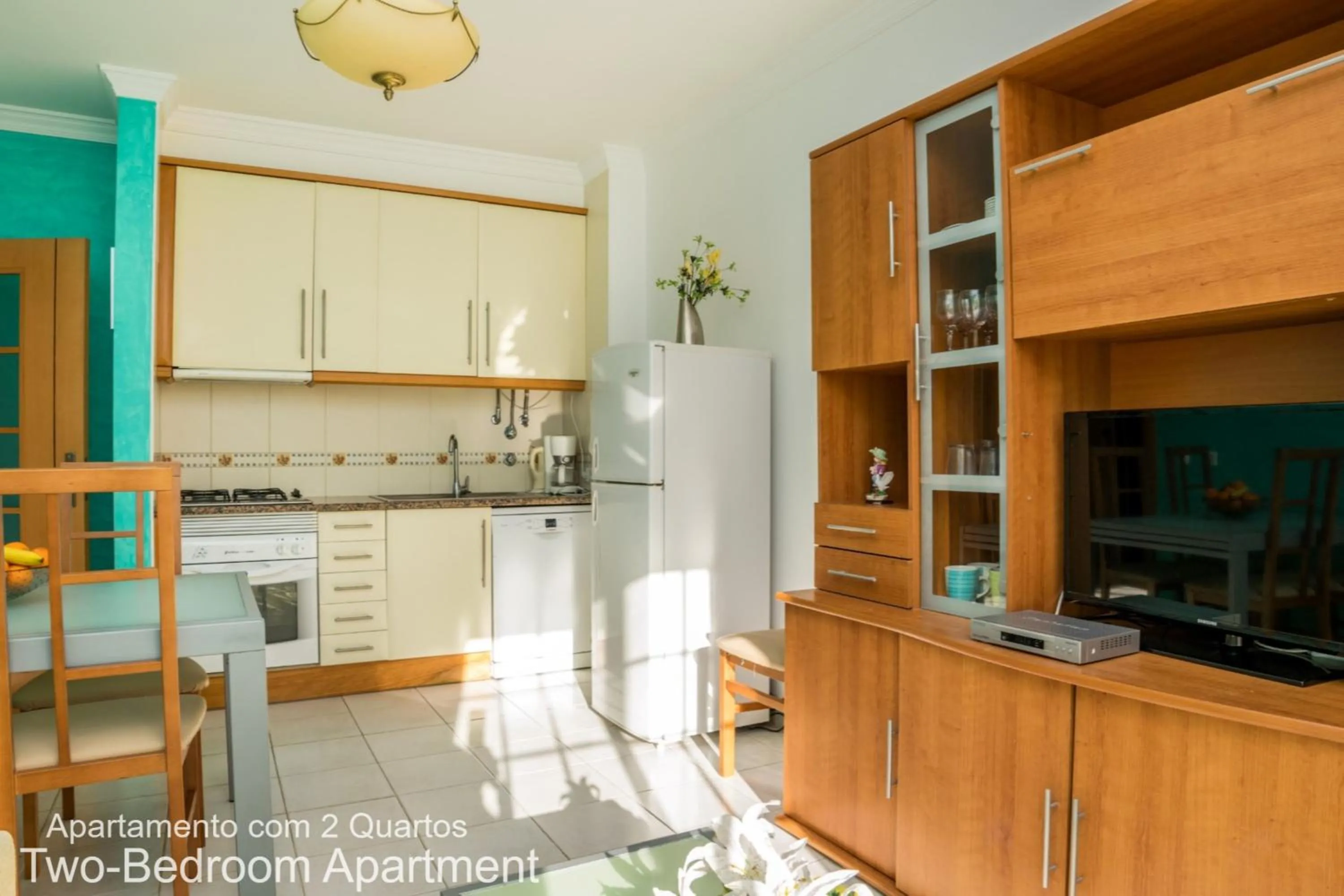 TV and multimedia in Akisol Albufeira Ocean II