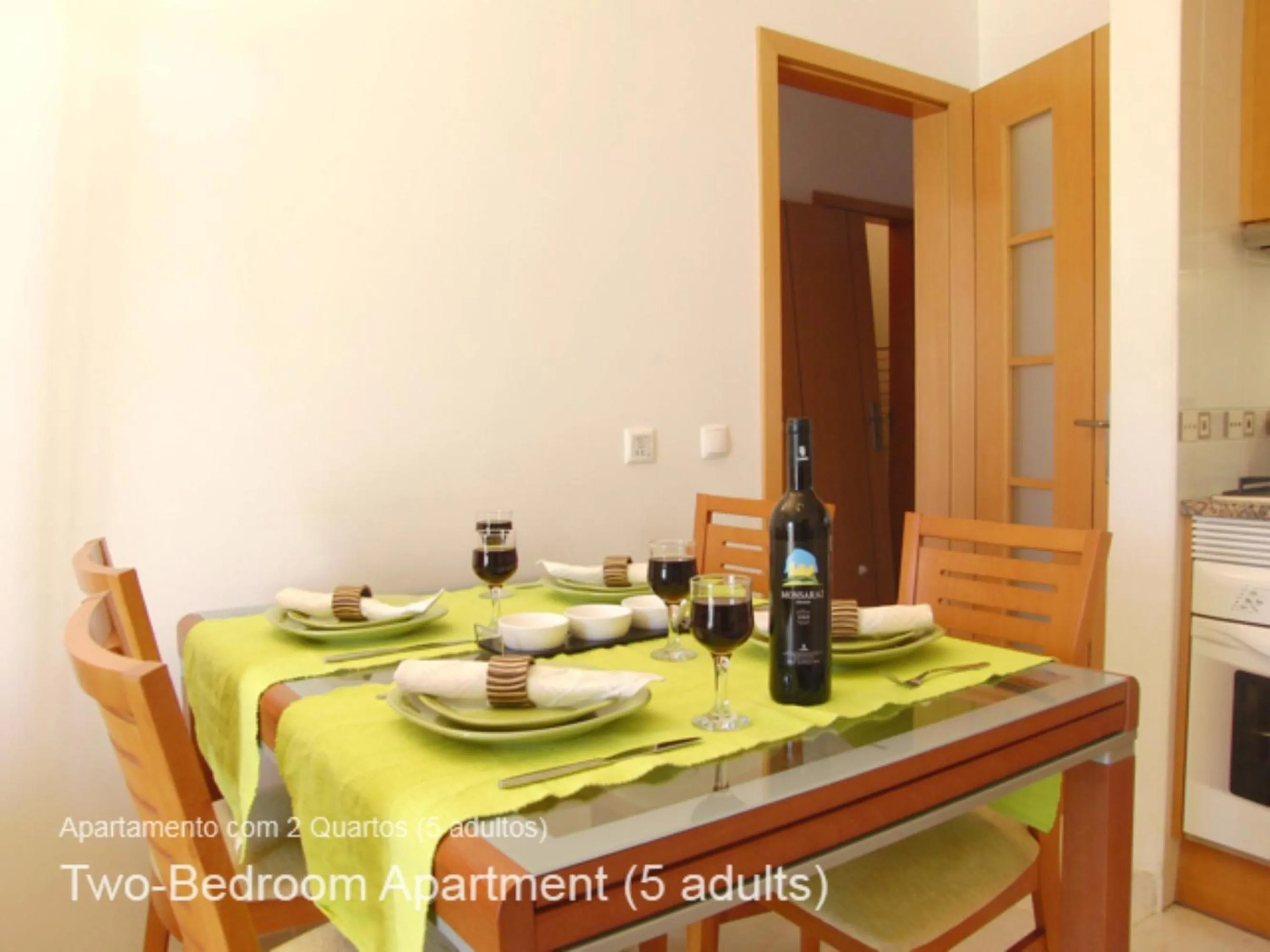 Kitchen or kitchenette in Akisol Albufeira Ocean II