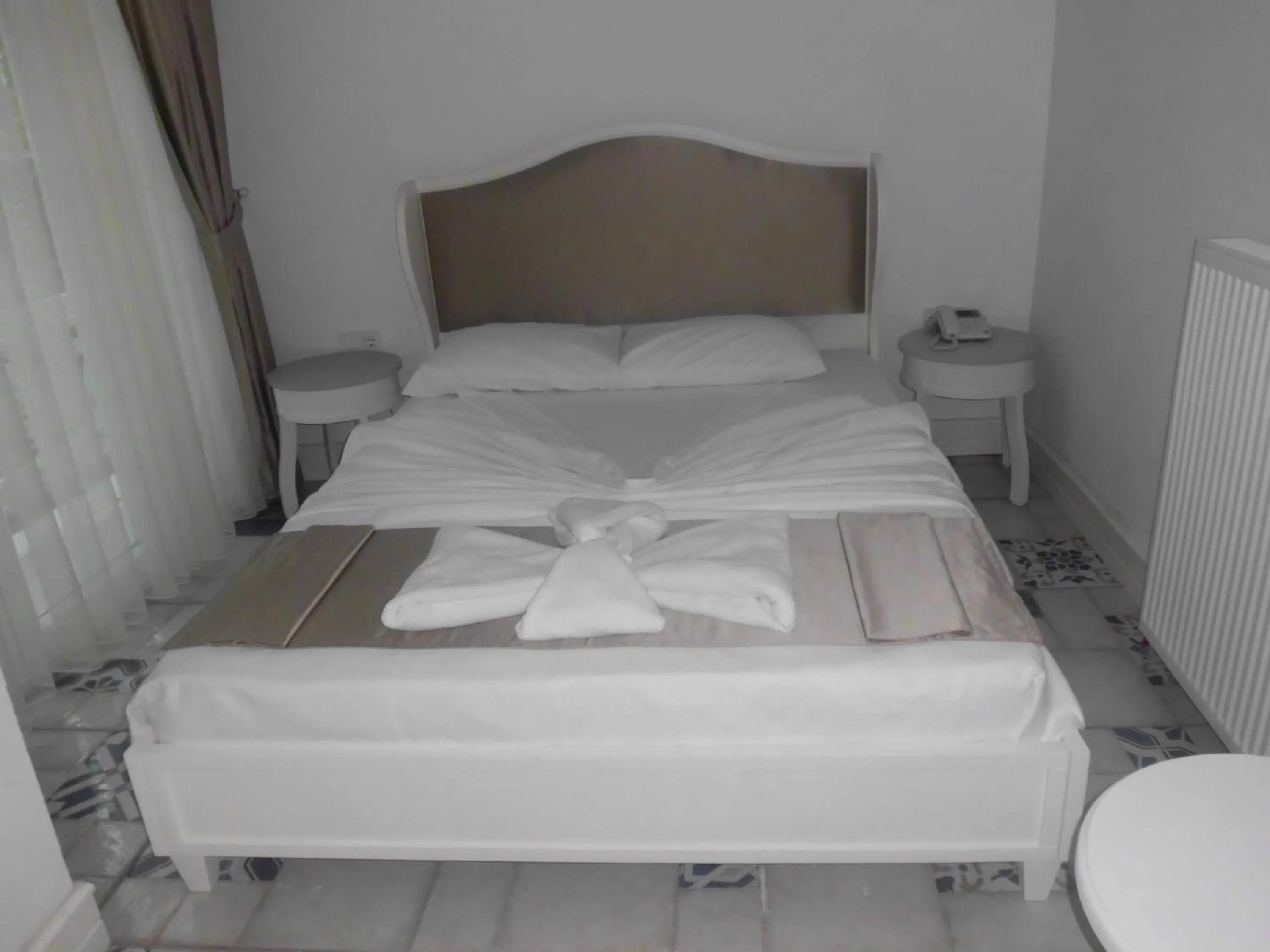 Bedroom, Bed in Buyukada Cankaya Hotel