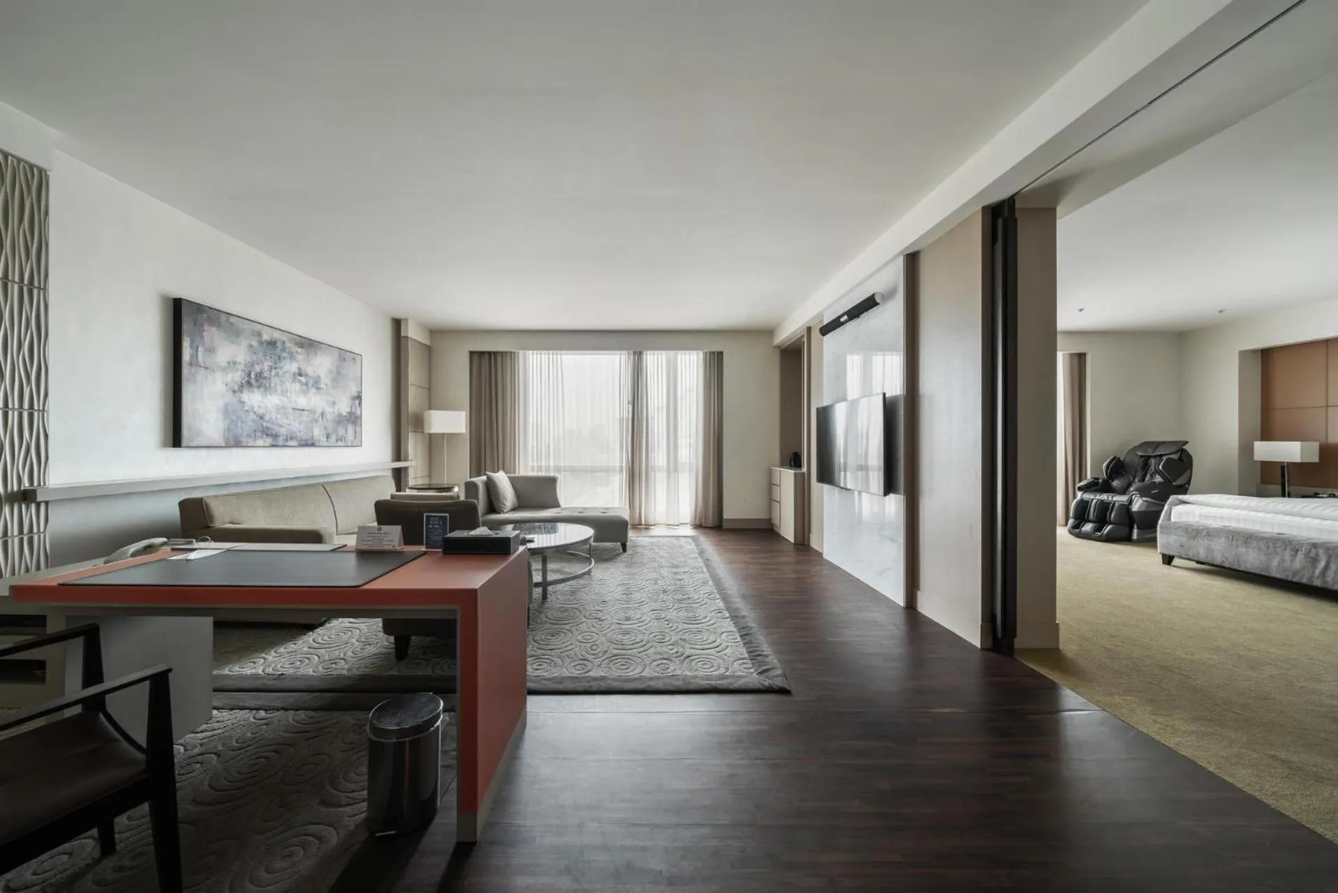 Bed in Taipung Suites