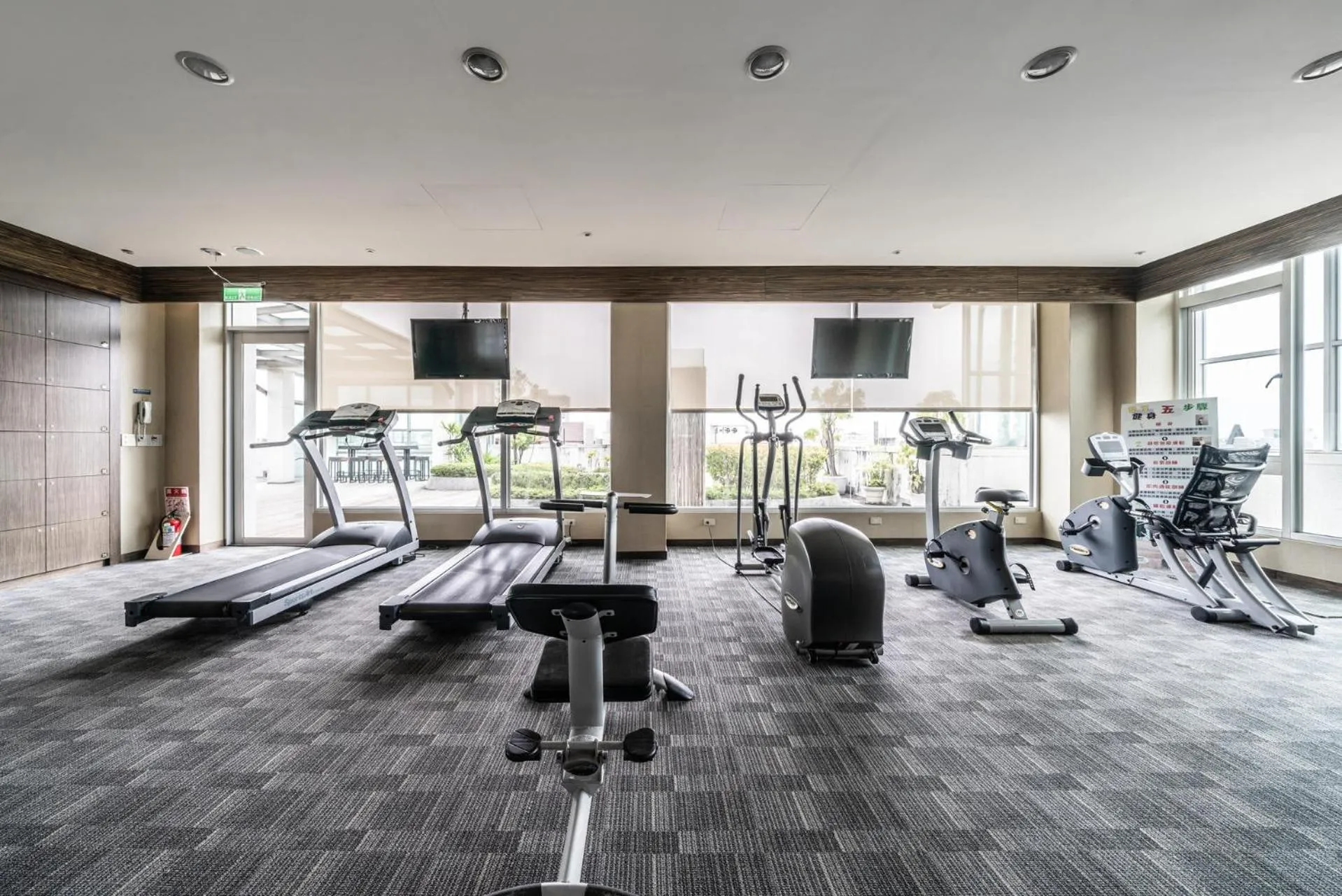 Fitness centre/facilities in Taipung Suites