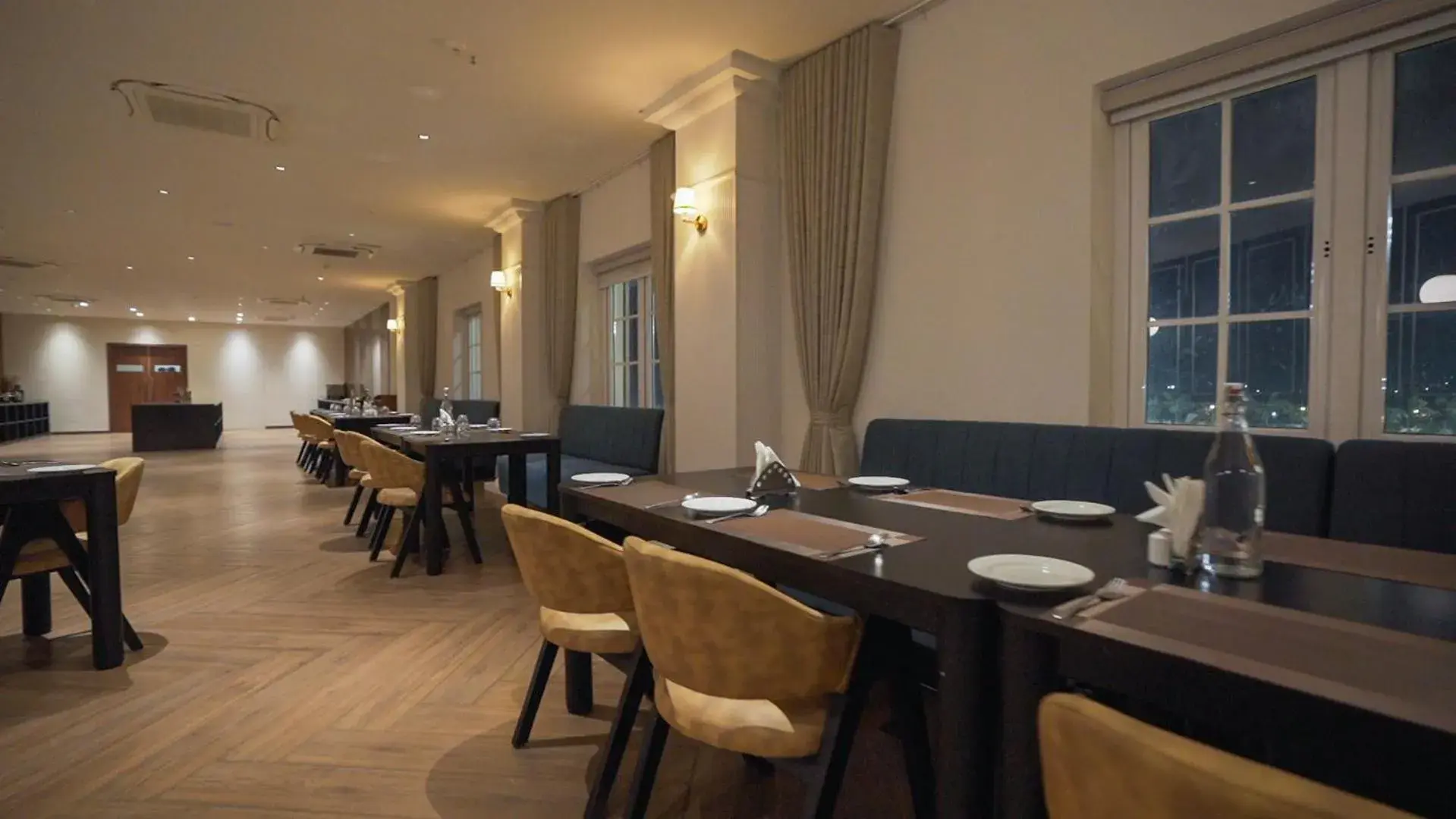 Restaurant/places to eat in Pride Resort, Rajkot Restaurant/places to eat in Pride Resort, Rajkot