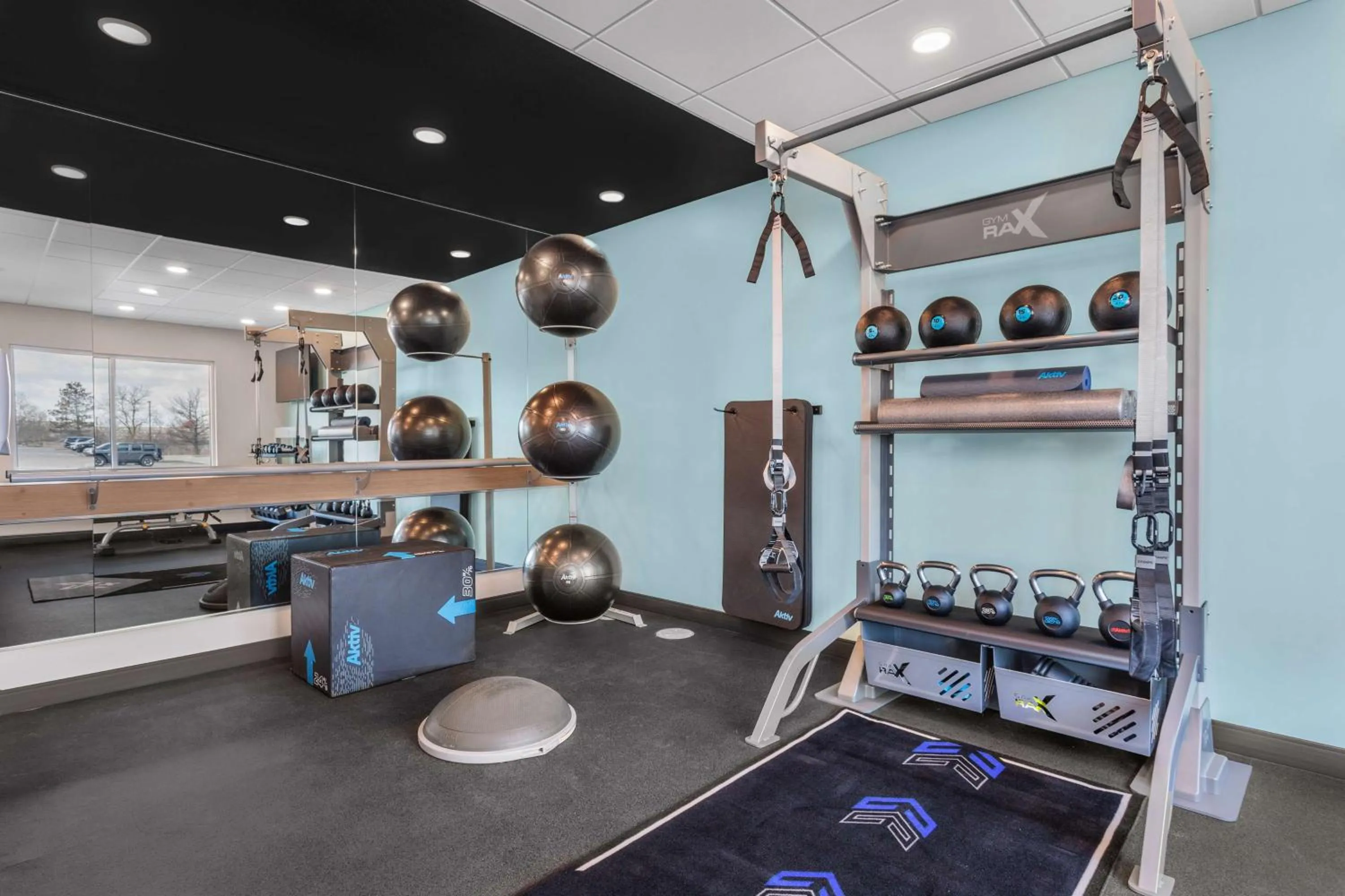 Fitness centre/facilities in Tru By Hilton Janesville