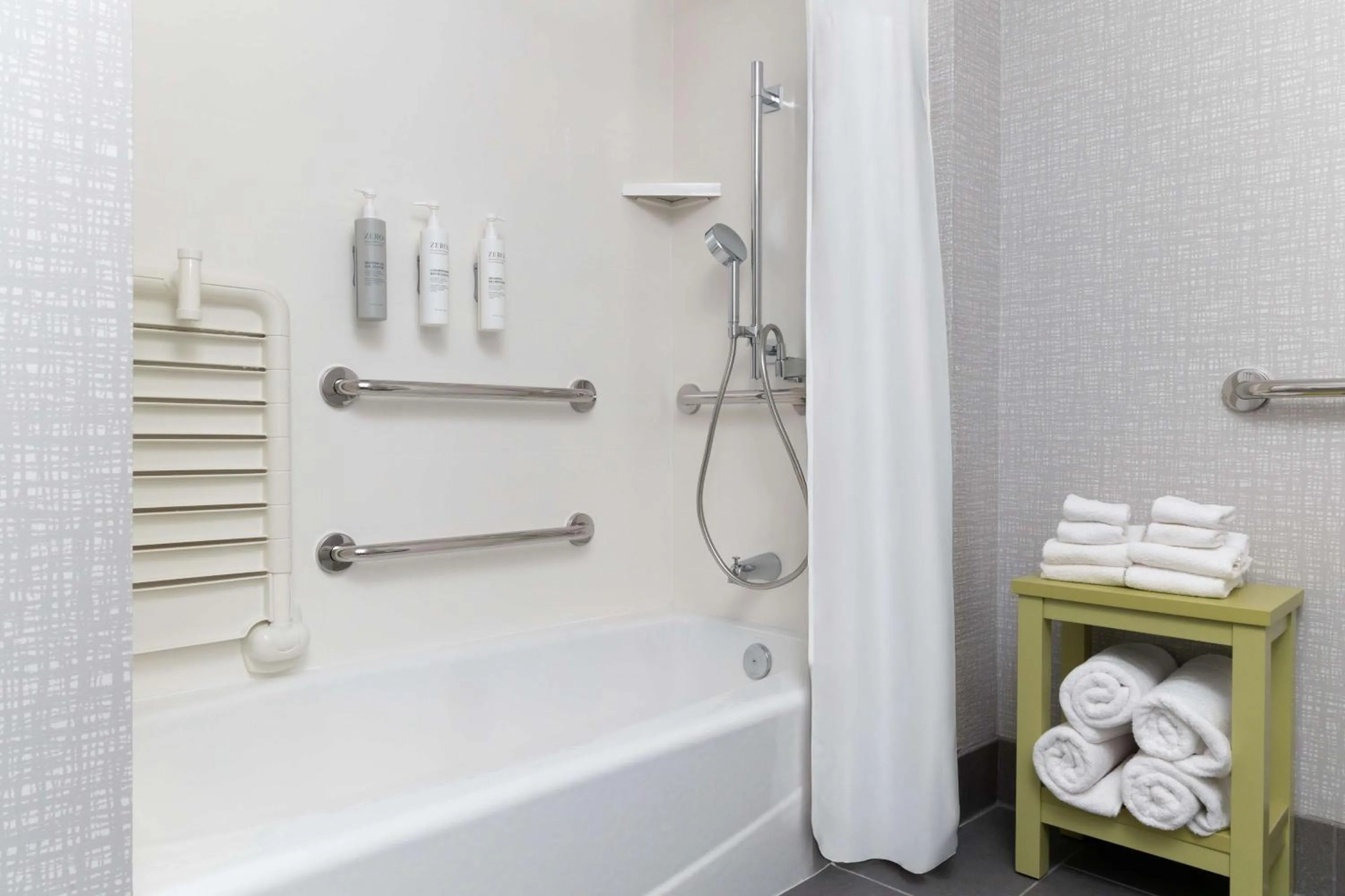 Bathroom in Hampton Inn & Suites Porter Ranch Los Angeles