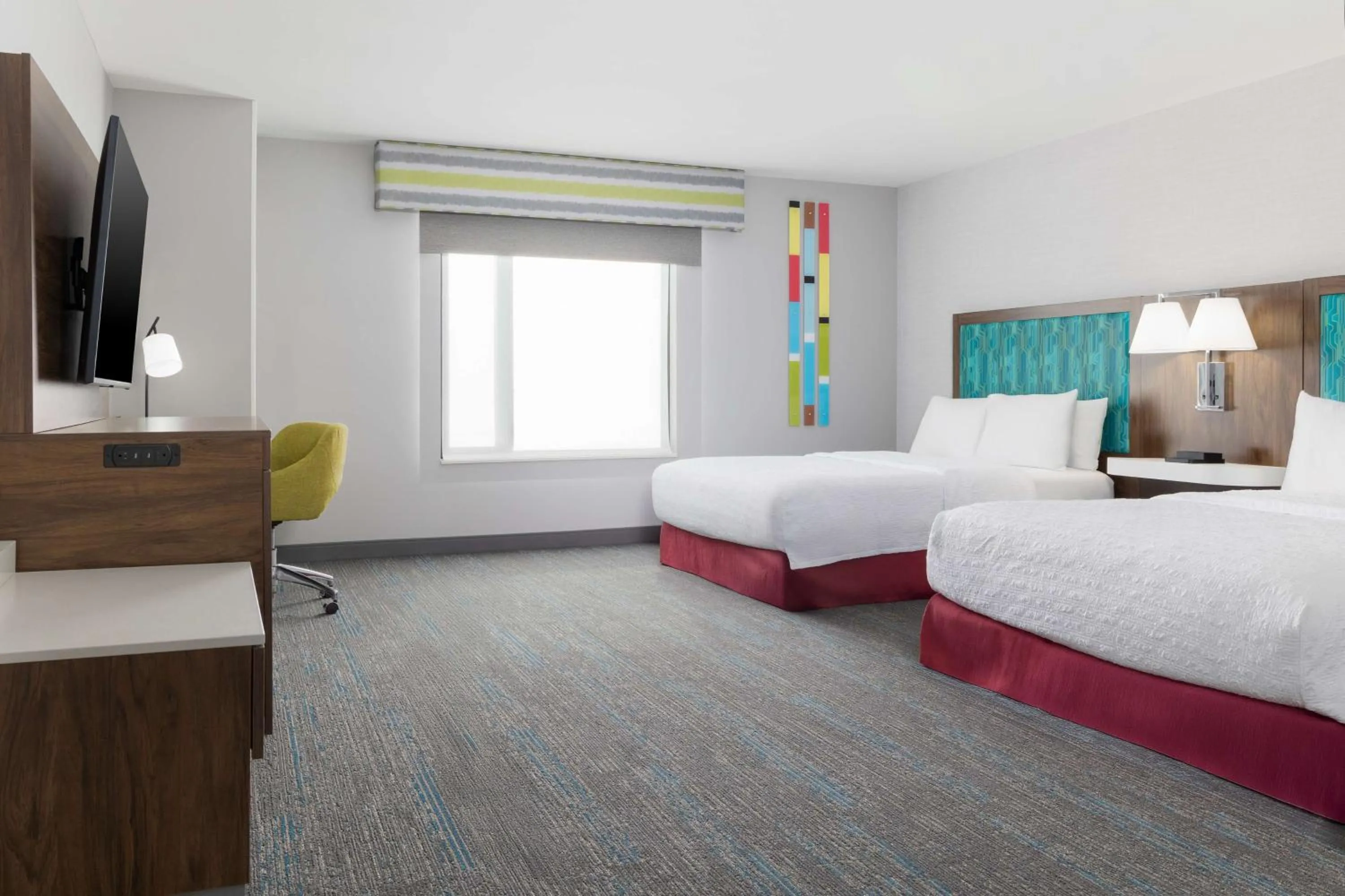 Bed in Hampton Inn & Suites Porter Ranch Los Angeles