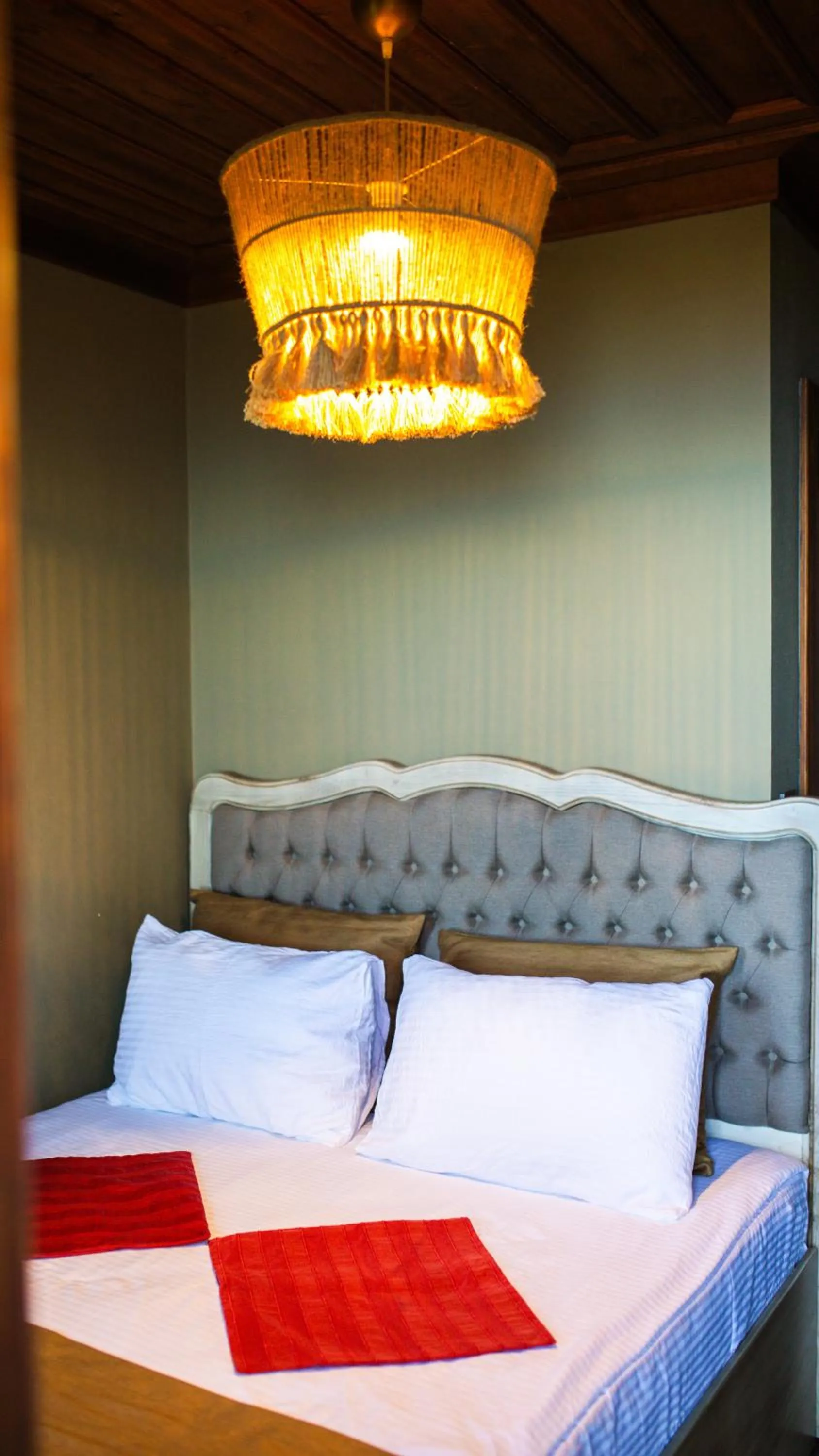 Bed in Akcatepe Dag Evleri