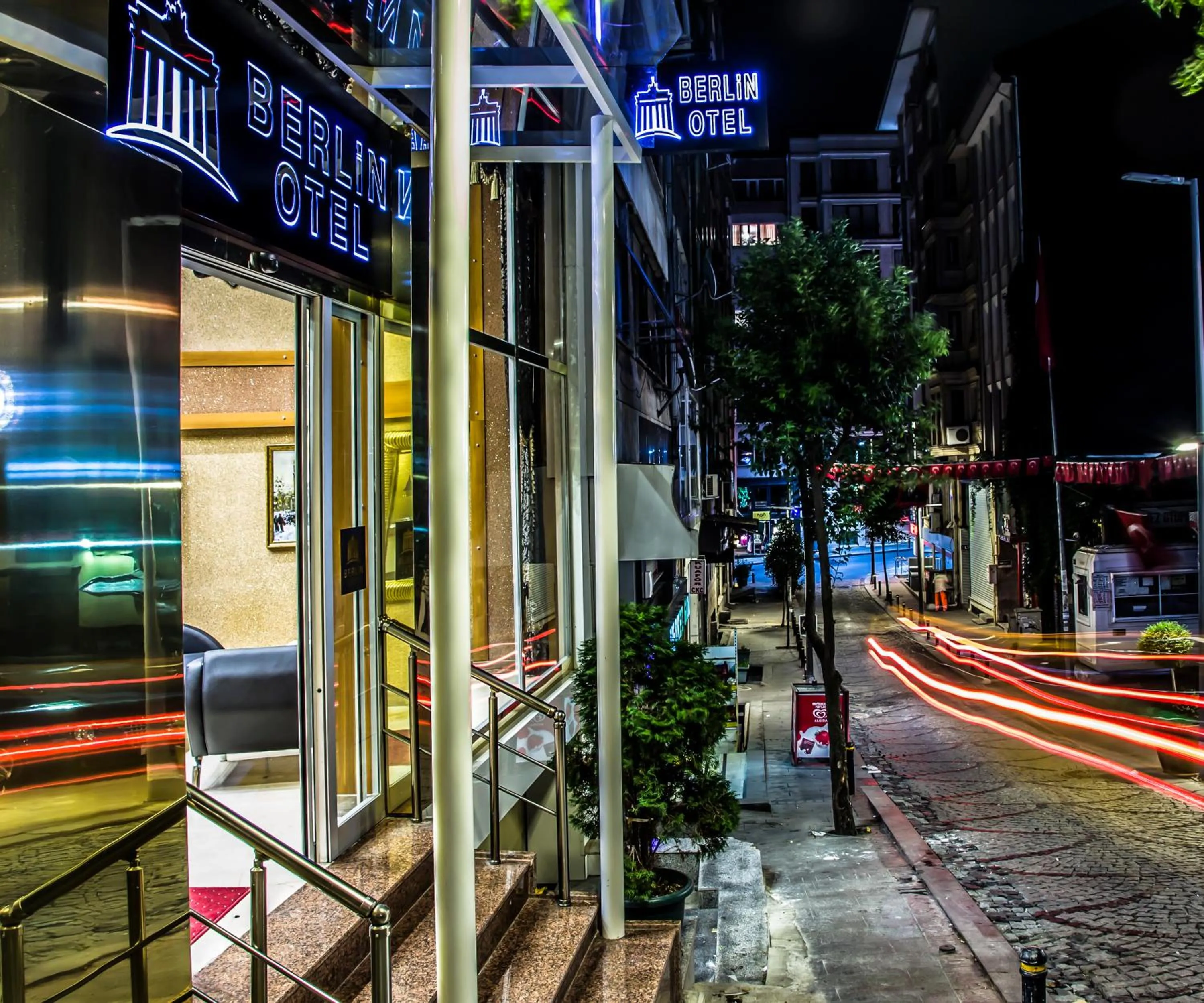 Facade/entrance in Berlin Hotel Nisantasi