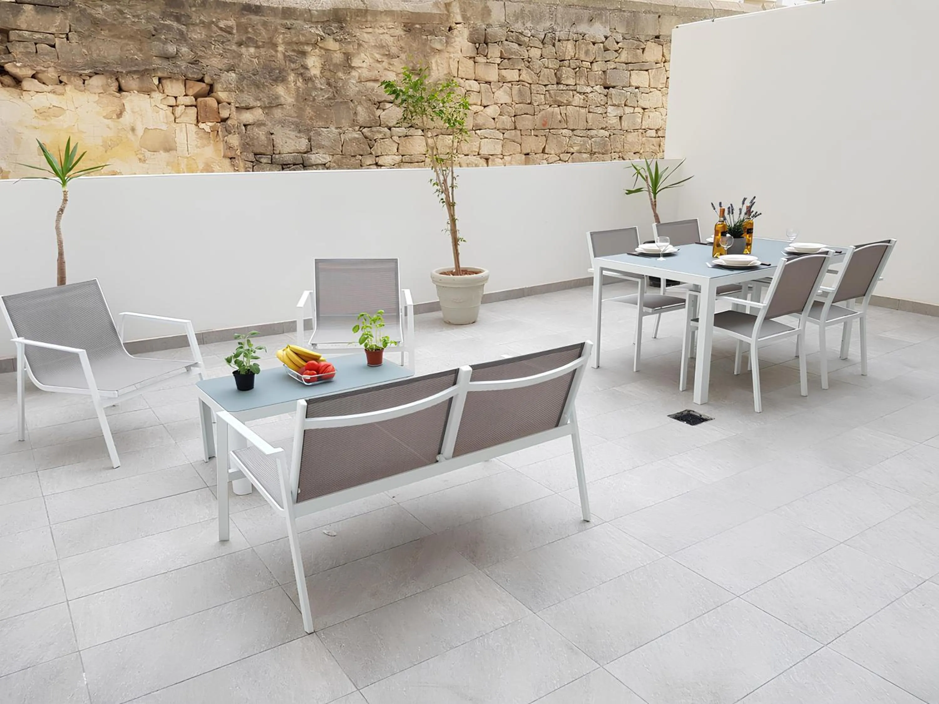 Patio in Elise Apartments