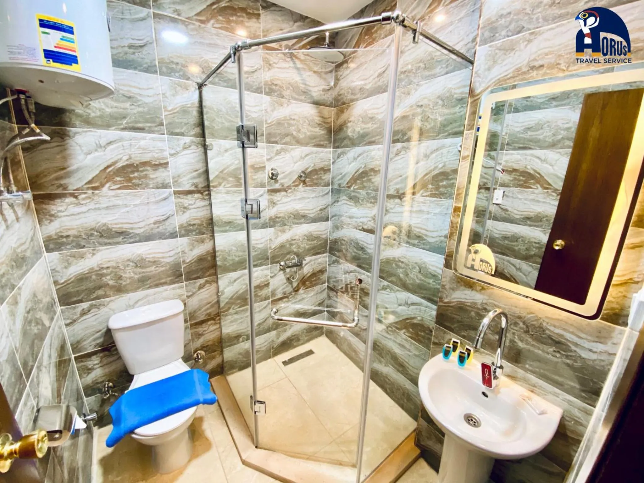 Bathroom in Horus Horizon INN Pyramids View