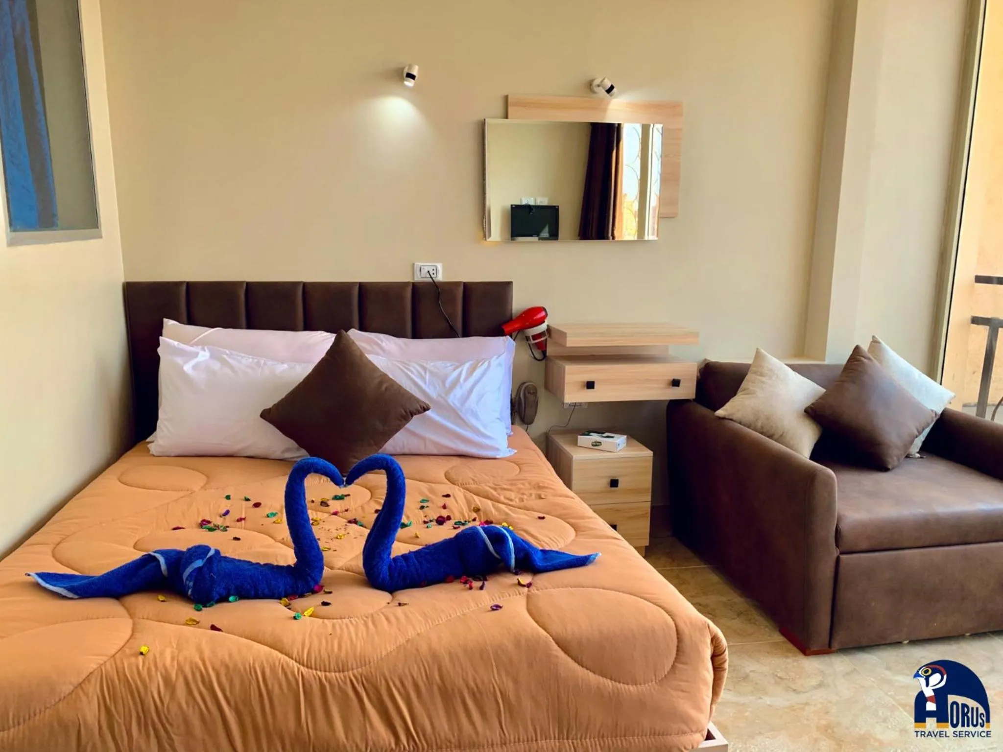 Horus Horizon INN Pyramids View