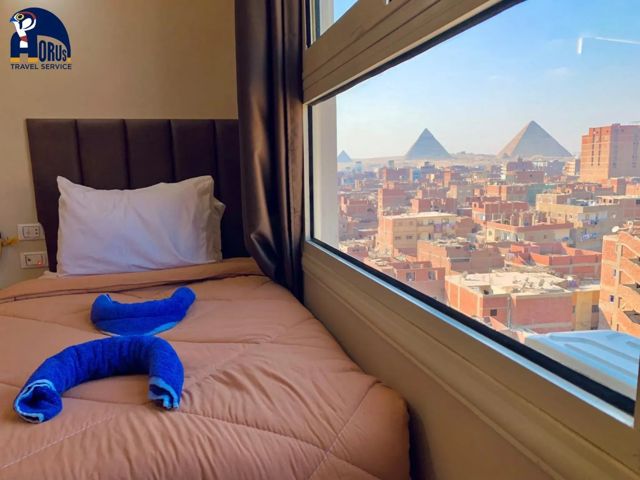 Deluxe Twin Room With Pyramids View - single occupancy in Horus Horizon INN Pyramids View Deluxe Twin Room With Pyramids View - single occupancy in Horus Horizon INN Pyramids View