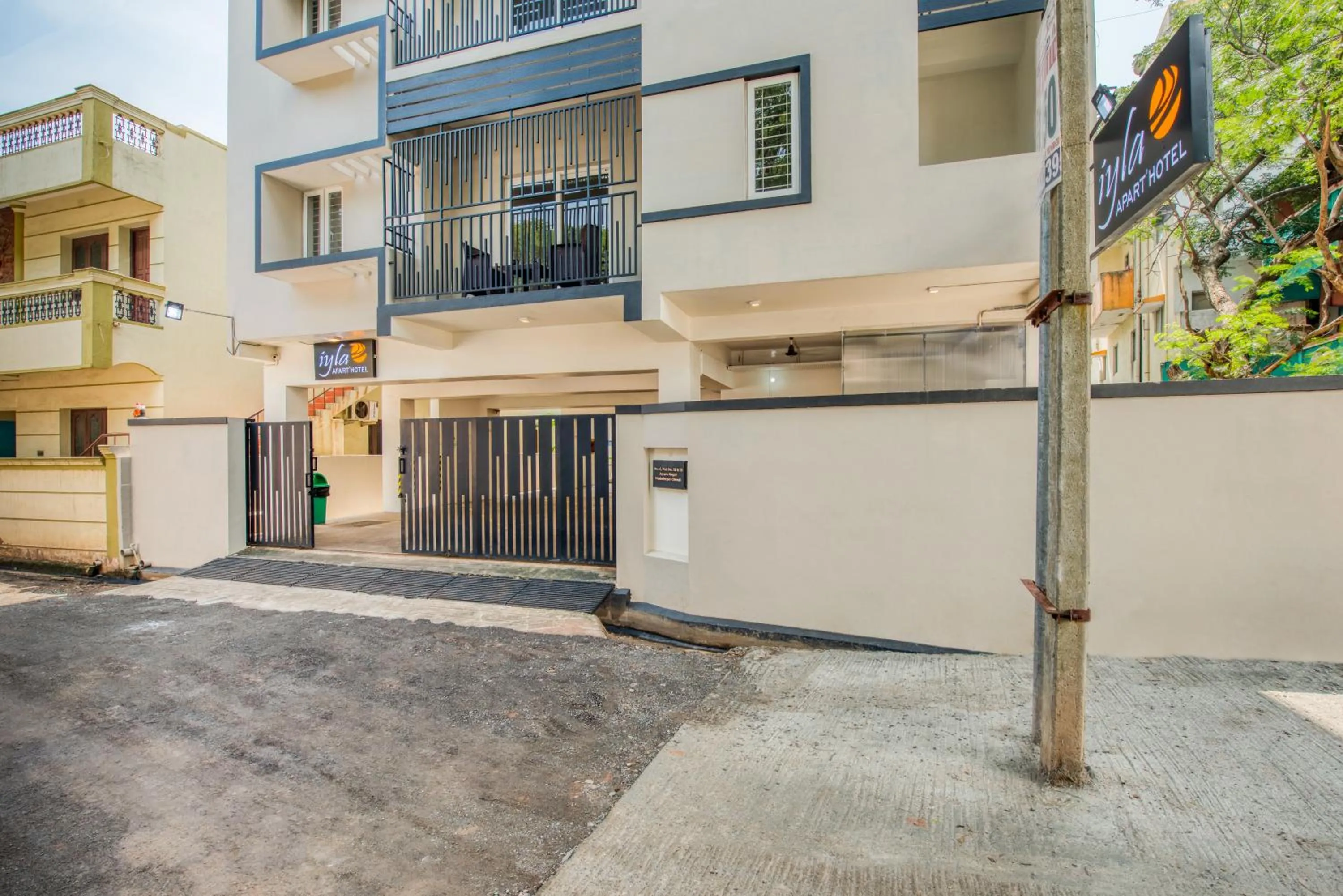 Property building in Iyla Apart Hotel