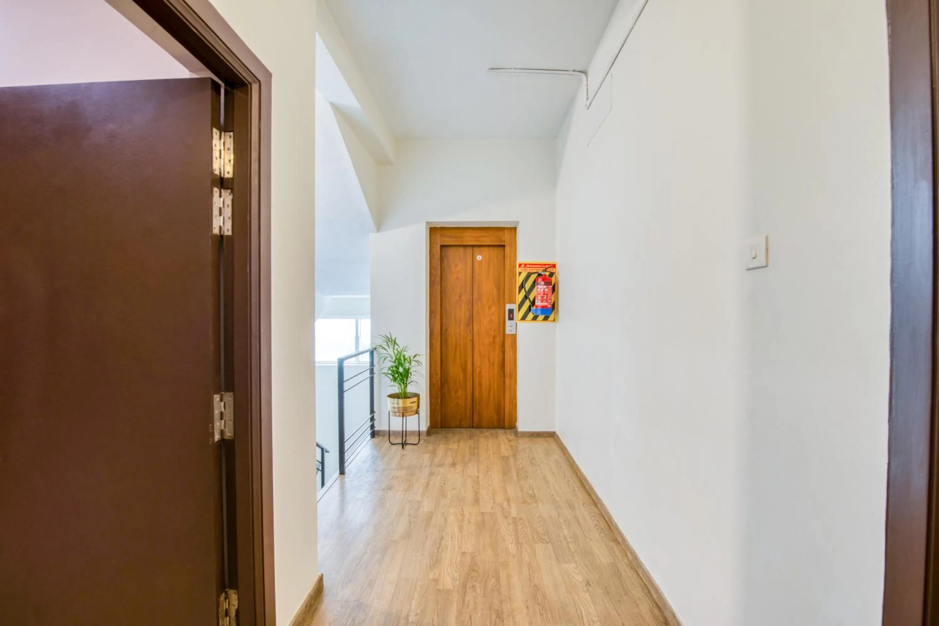 elevator in Iyla Apart Hotel