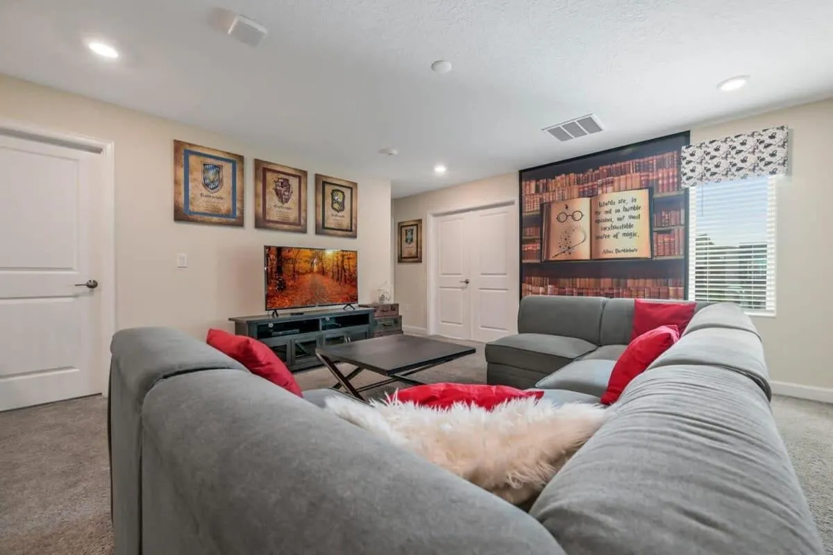 Charming Home Ideal Location Spacious Game Room