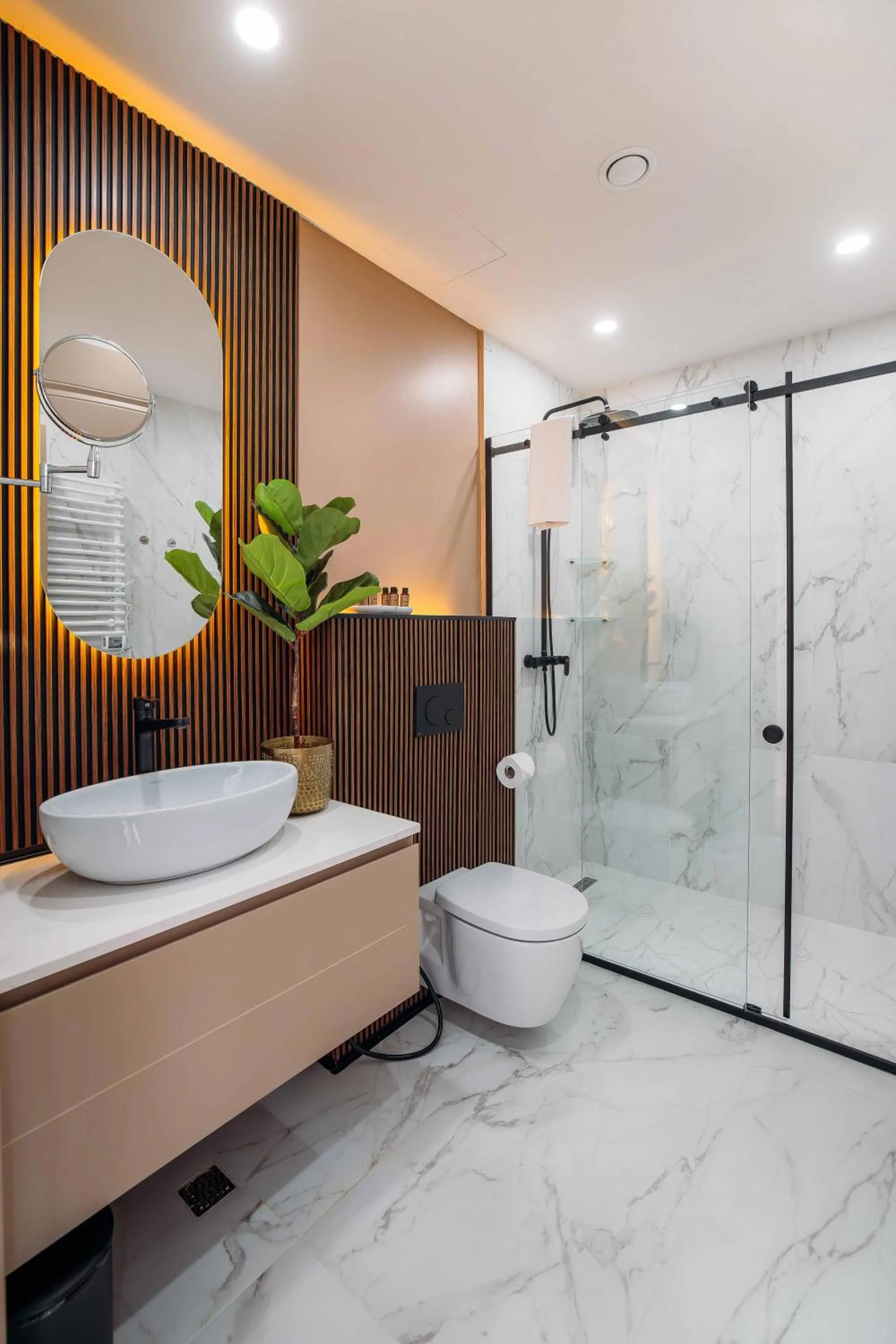 Shower in Hotel Monday by DNT Group