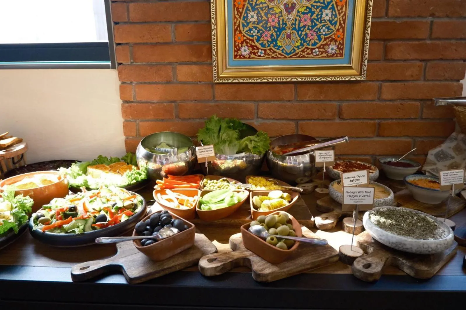 Food in Hotel Monday by DNT Group