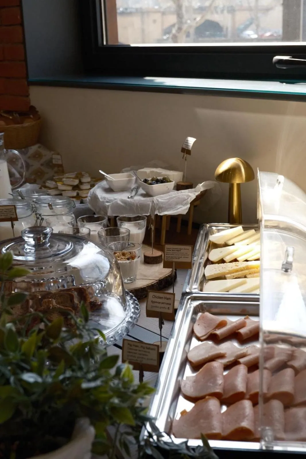 Food and drinks in Hotel Monday by DNT Group