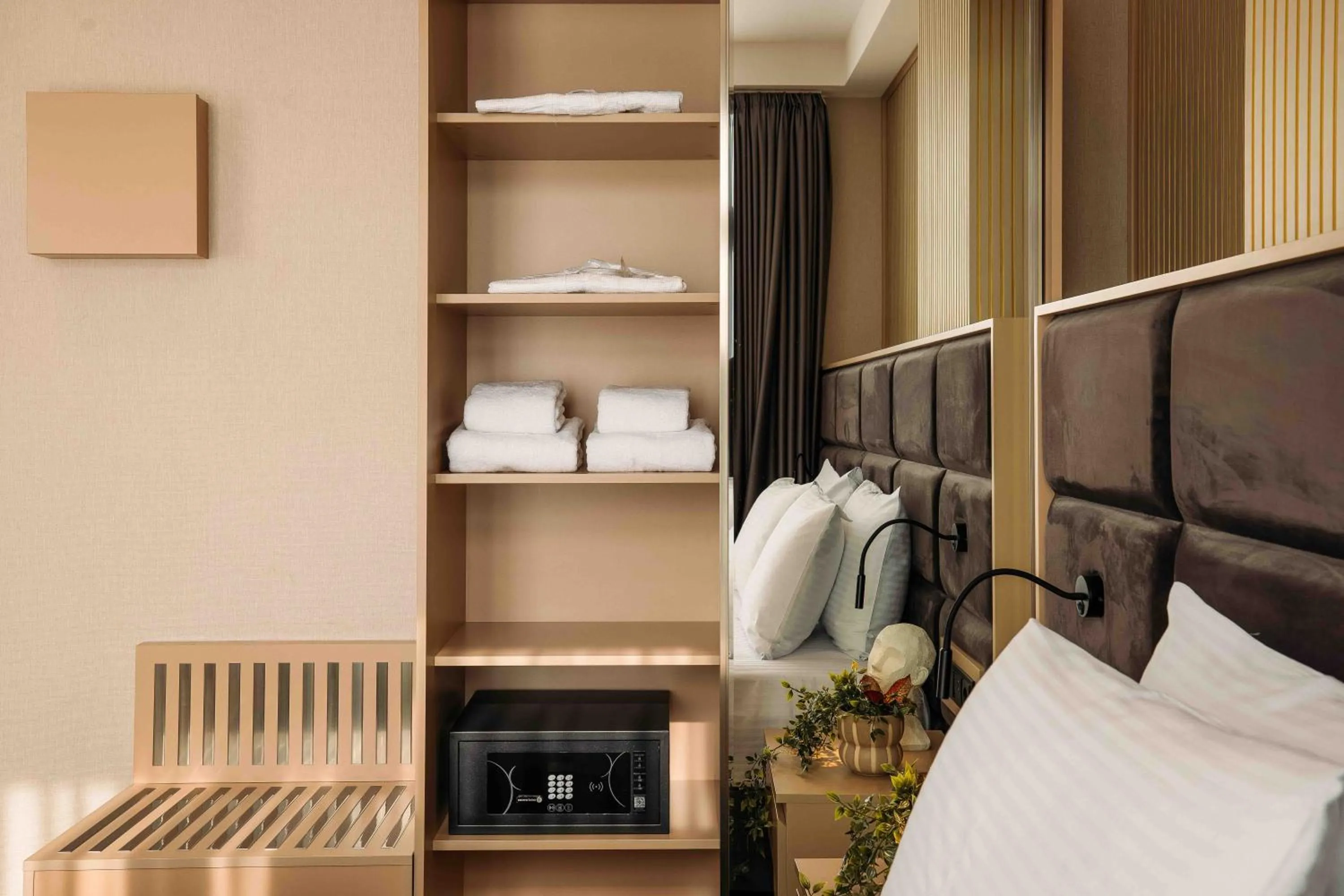 safe, Bed in Hotel Monday by DNT Group