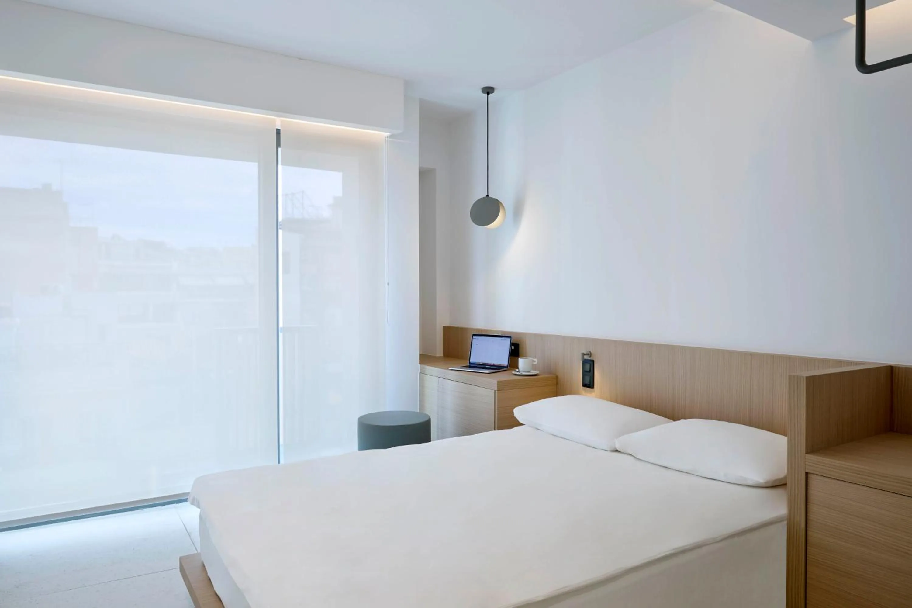 Bed in Twinn Downtown Piraeus, Santikos Collection