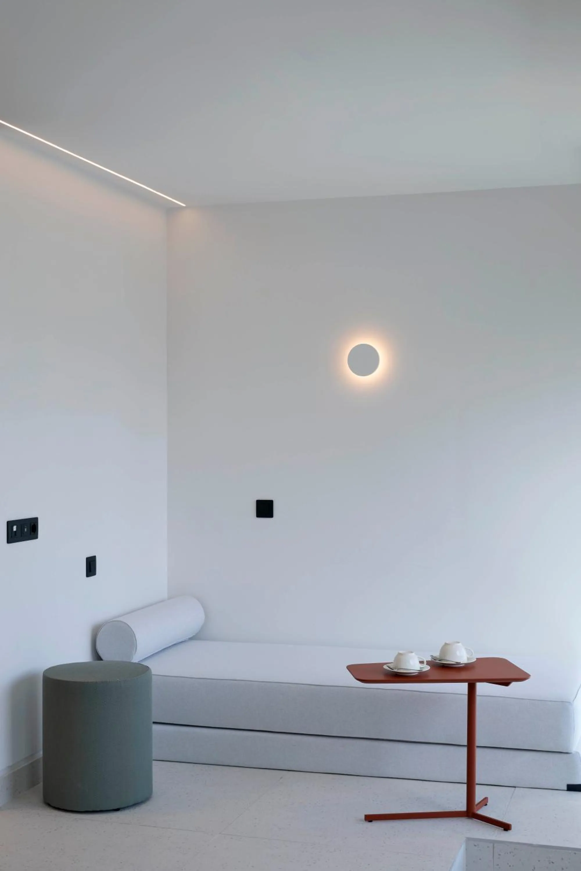 Bed in Twinn Downtown Piraeus, Santikos Collection