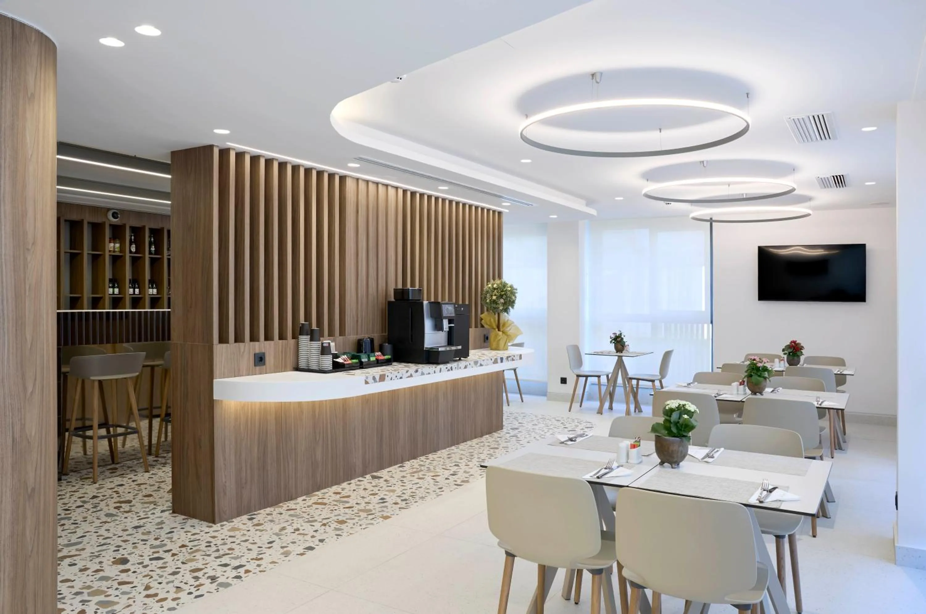 Twinn Downtown Piraeus, Santikos Collection