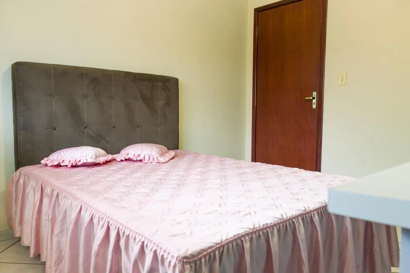 Bed in Apto 15 min das Aguas Termais em Araxa MG