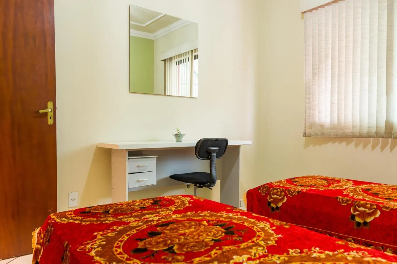 Bed in Apto 15 min das Aguas Termais em Araxa MG