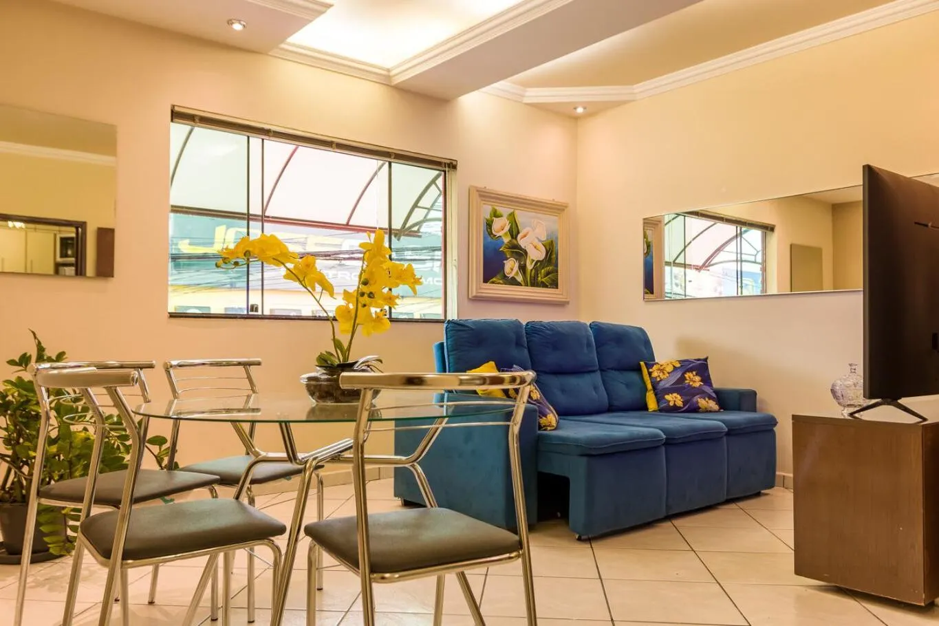 Communal lounge/ TV room in Apto 15 min das Aguas Termais em Araxa MG