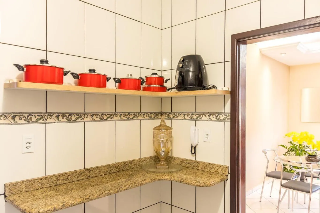 Kitchen or kitchenette in Apto 15 min das Aguas Termais em Araxa MG