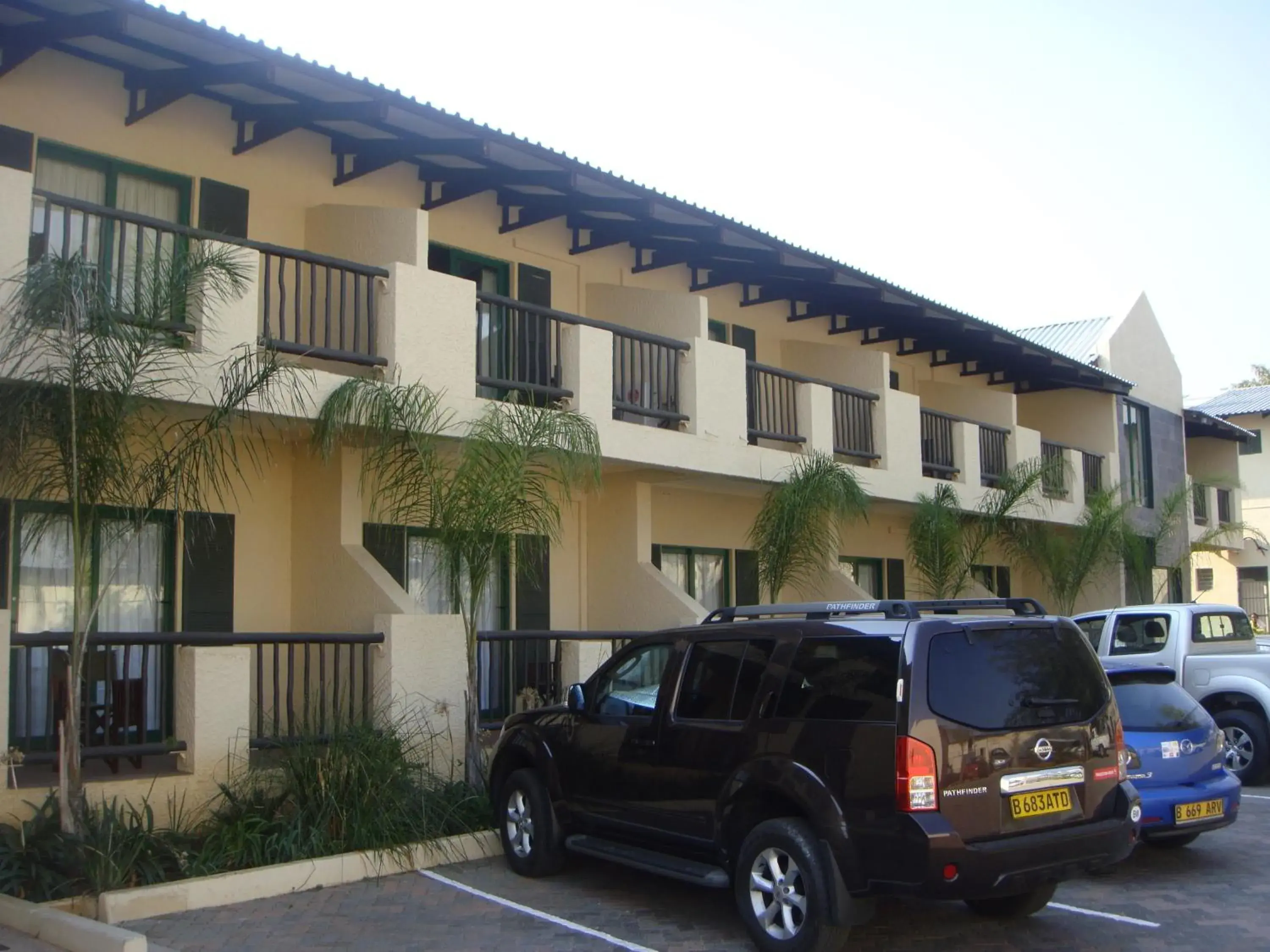 Property building in Diggers Inn Property building in Diggers Inn