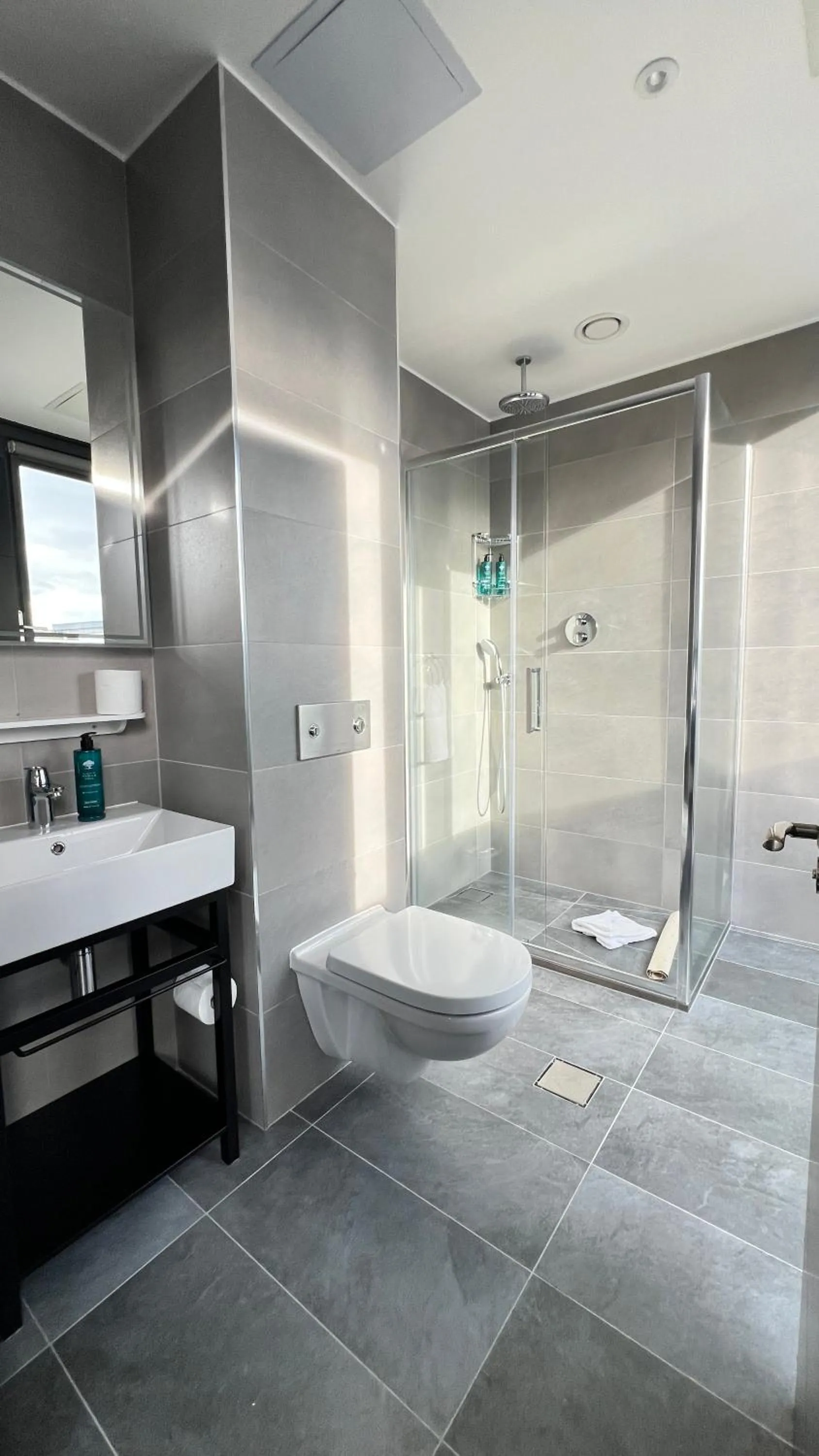 Bathroom in Wellington Temple Bar