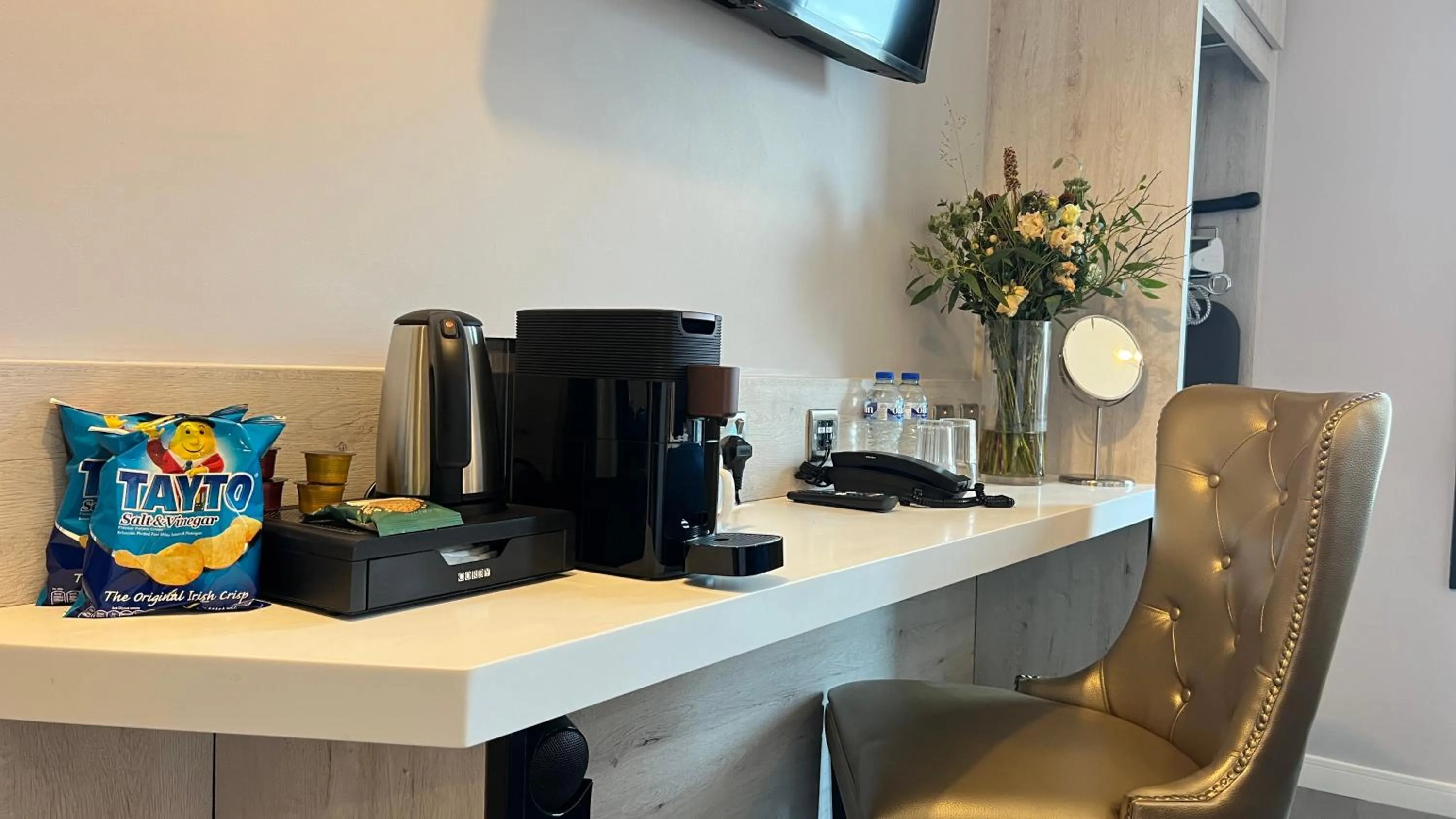 Bedroom in Wellington Temple Bar