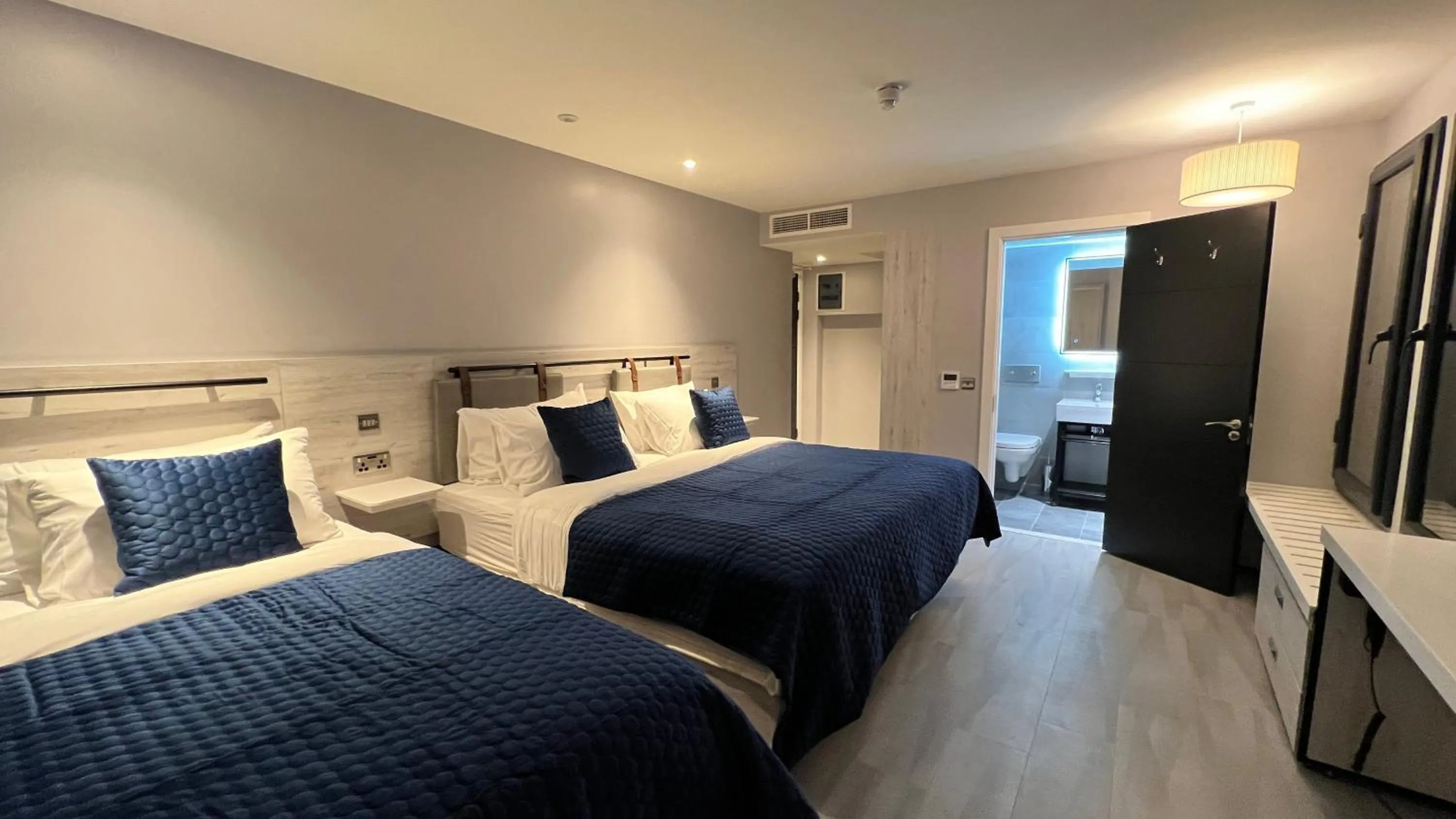 Bed in Wellington Temple Bar