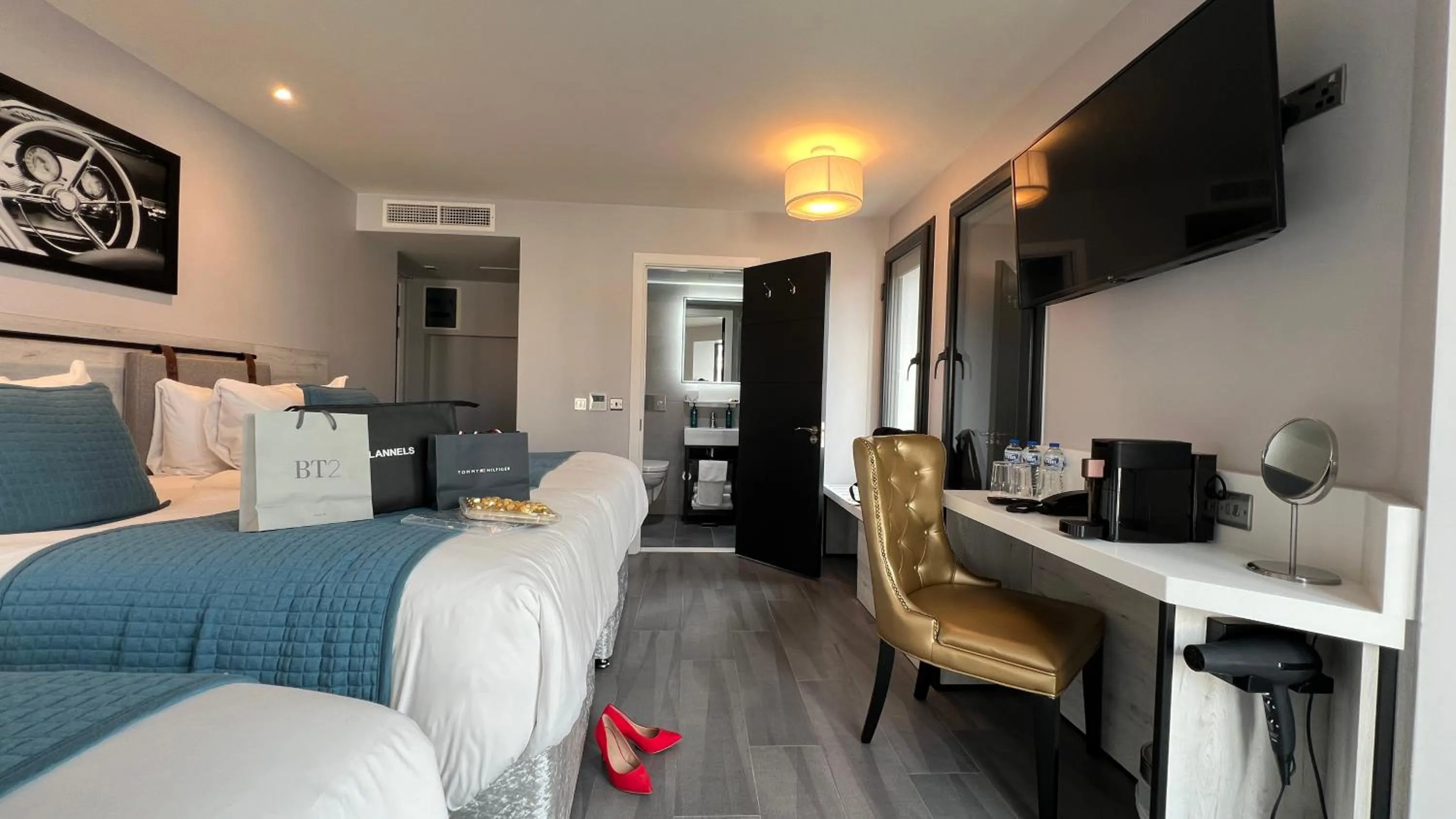 Bedroom, Bed in Wellington Temple Bar