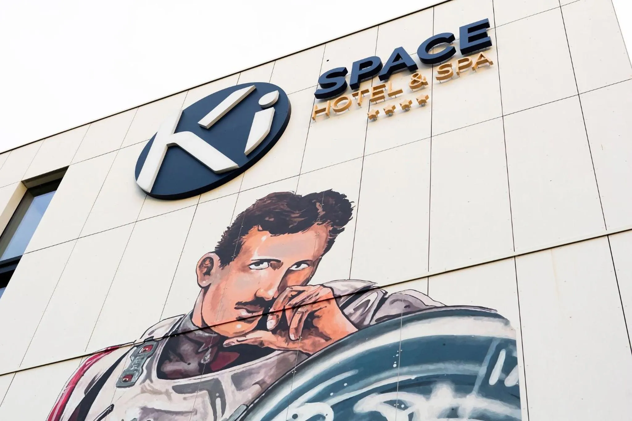 Property building in Ki Space Hotel & Spa - near Disneyland Paris