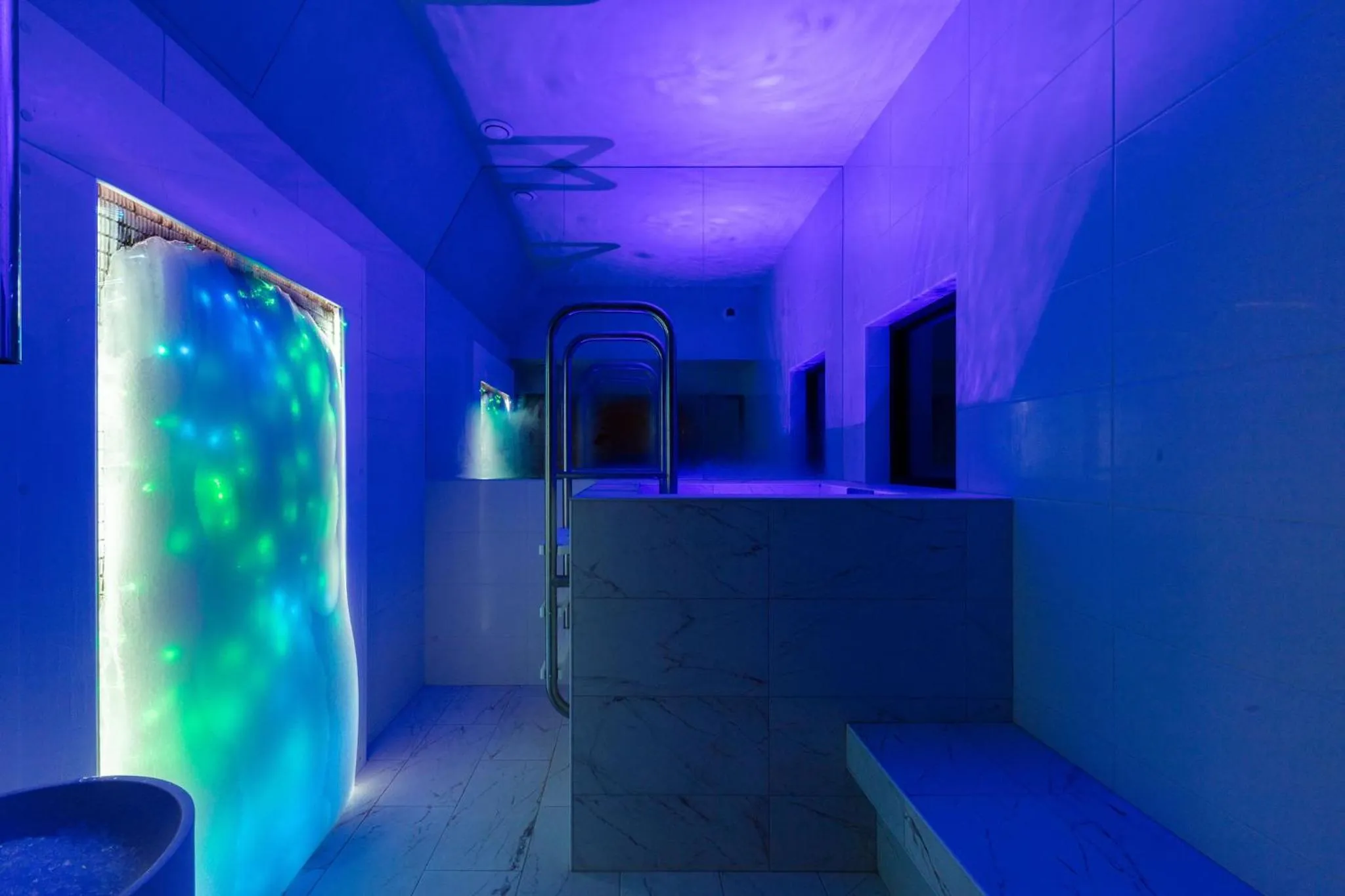 Spa and wellness centre/facilities in Ki Space Hotel & Spa - near Disneyland Paris