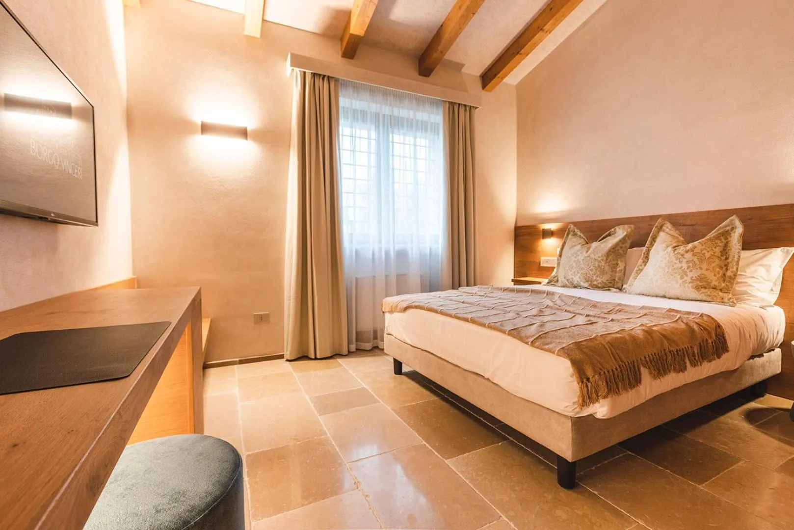 Photo of the whole room, Bed in Borgo Vinceri