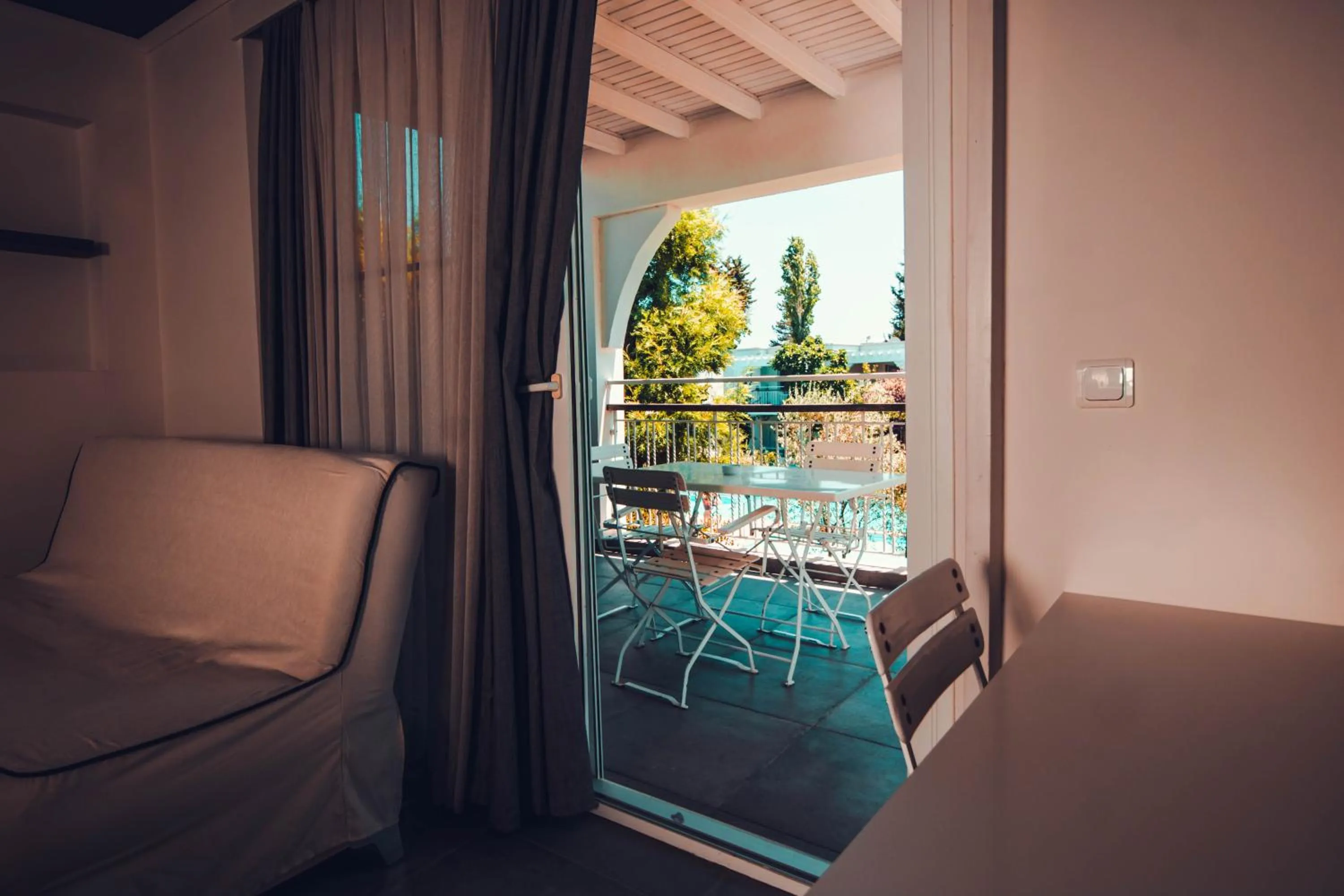 Balcony/Terrace in Muskebi Apart Otel