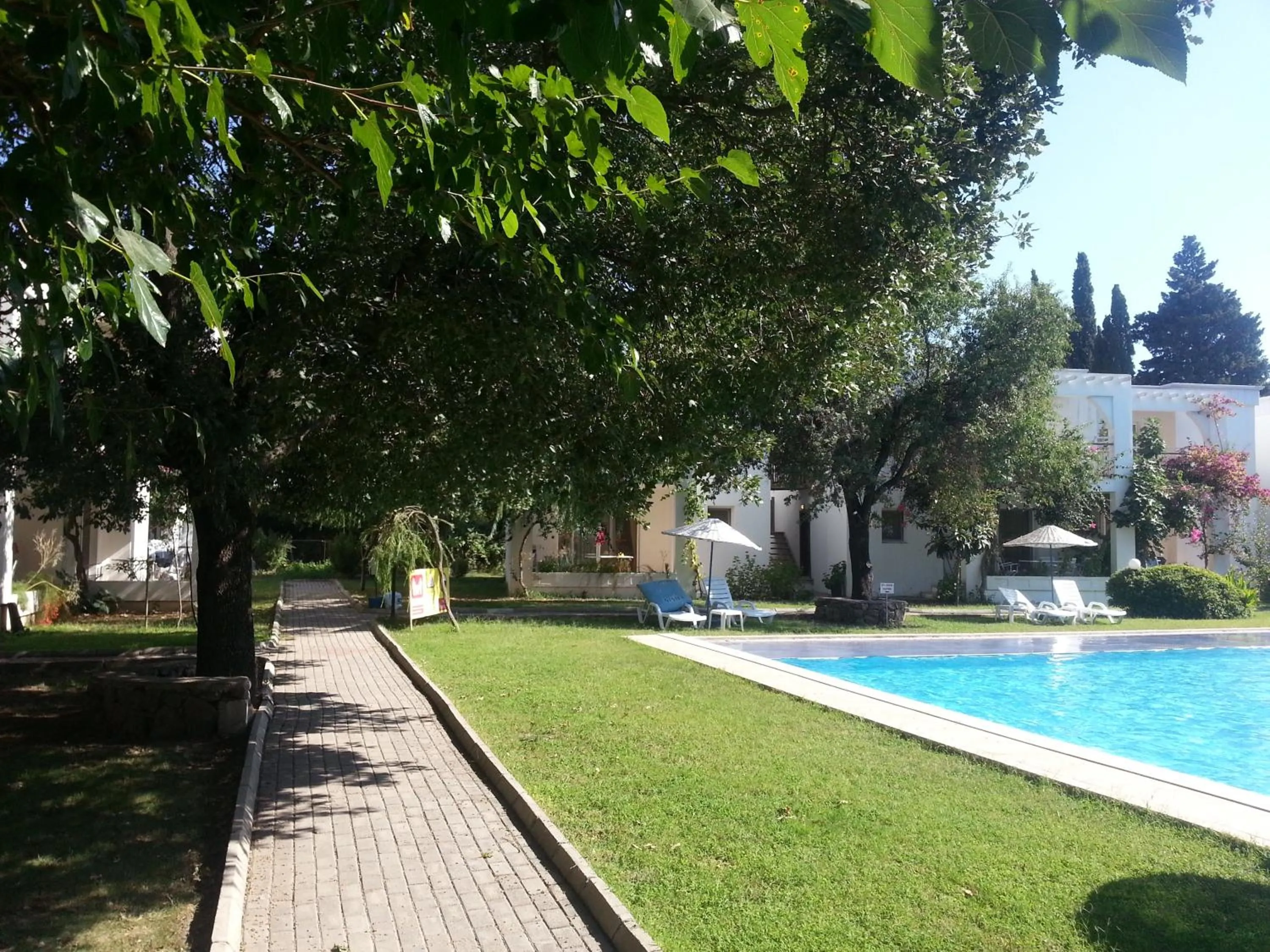 Garden in Muskebi Apart Otel