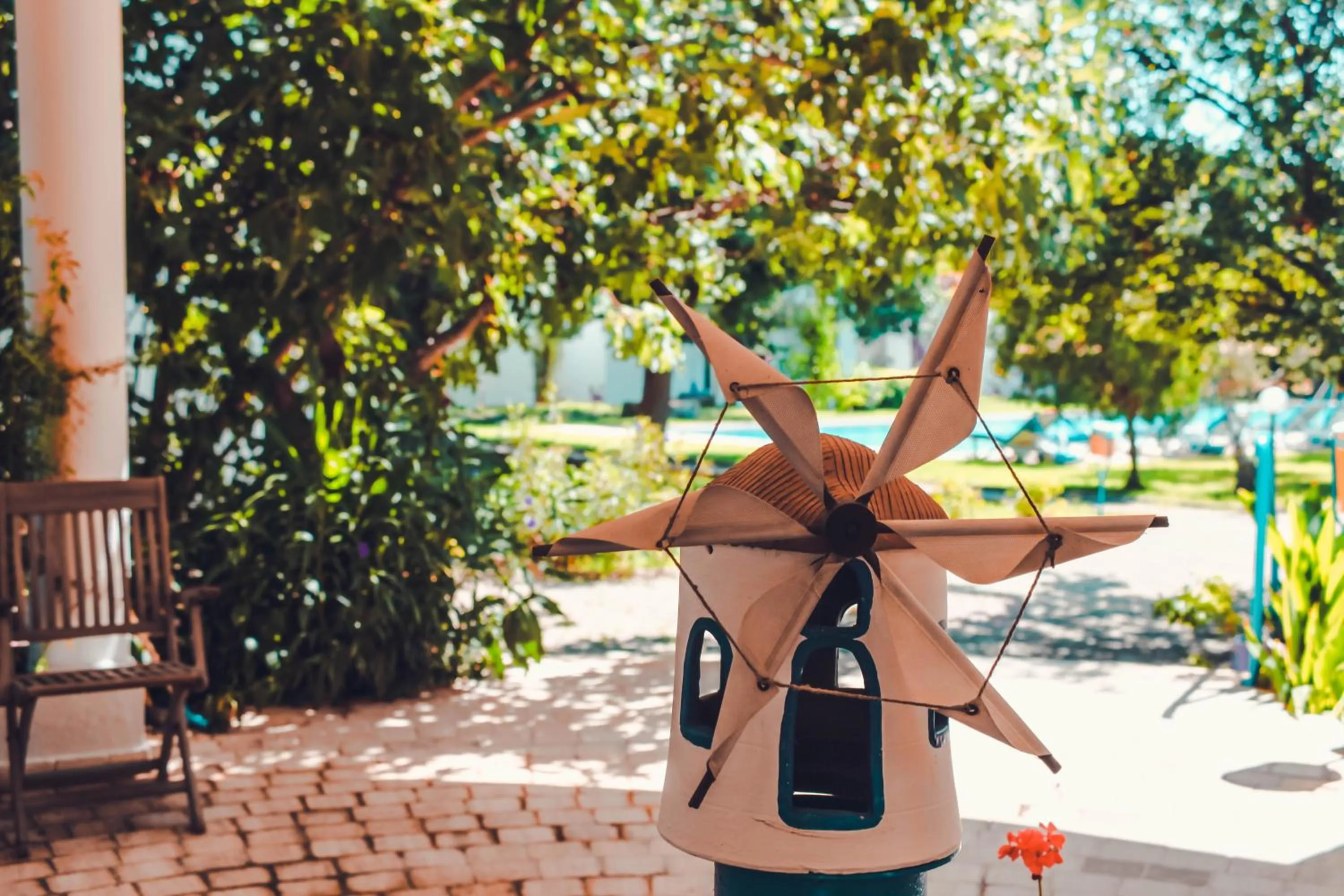 Garden view in Muskebi Apart Otel