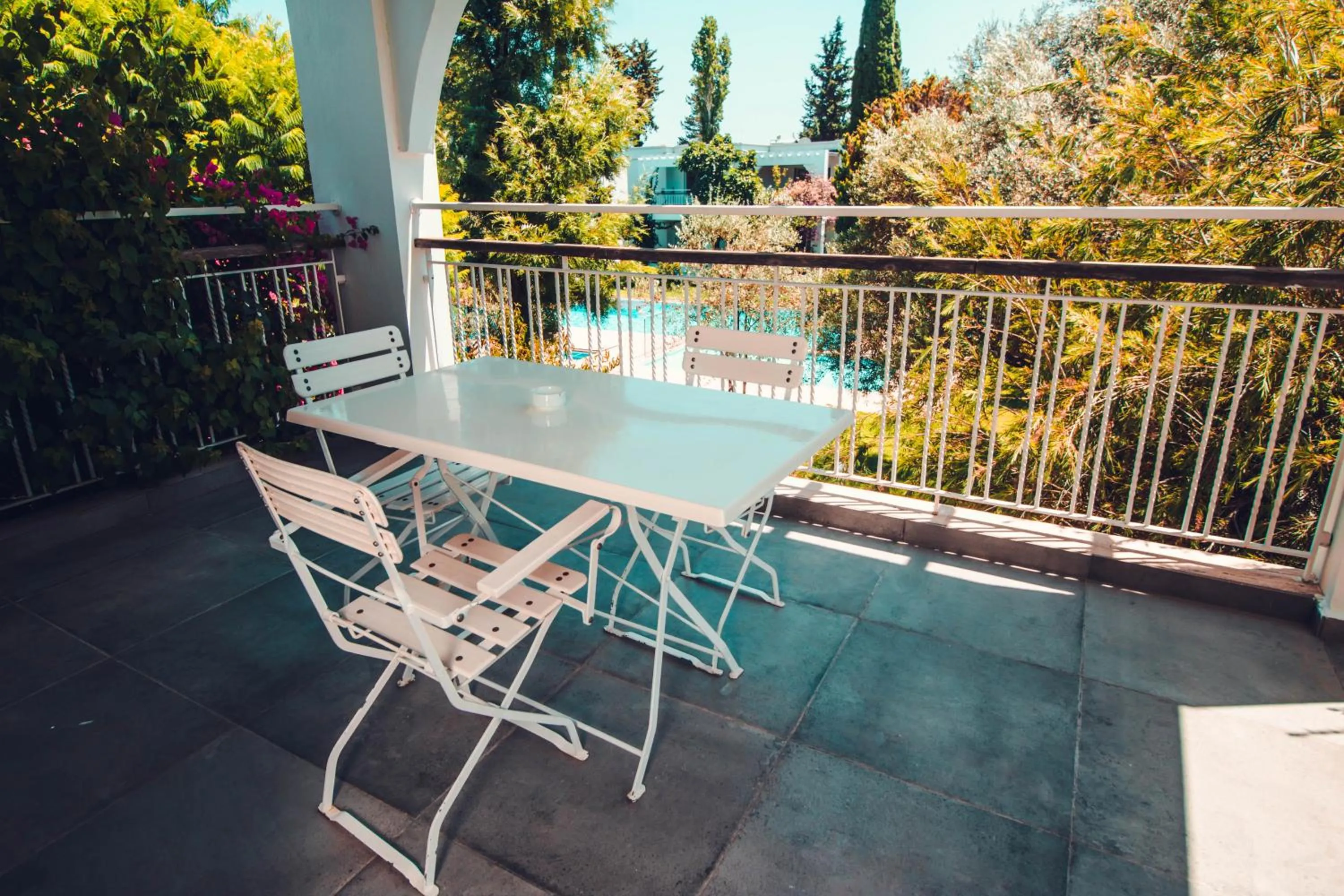 Balcony/Terrace in Muskebi Apart Otel