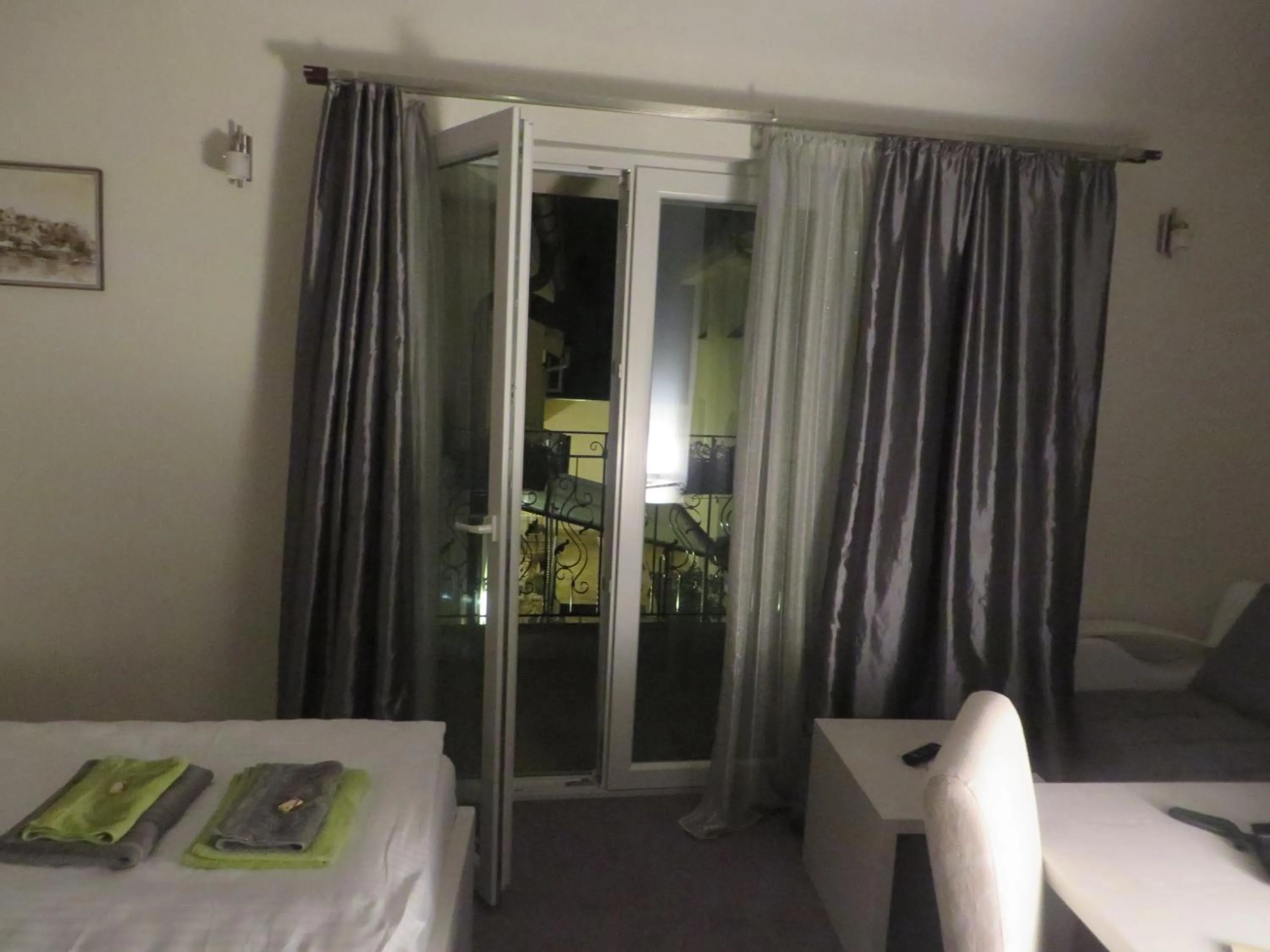 Balcony/Terrace, Bed in Villa Marija M L