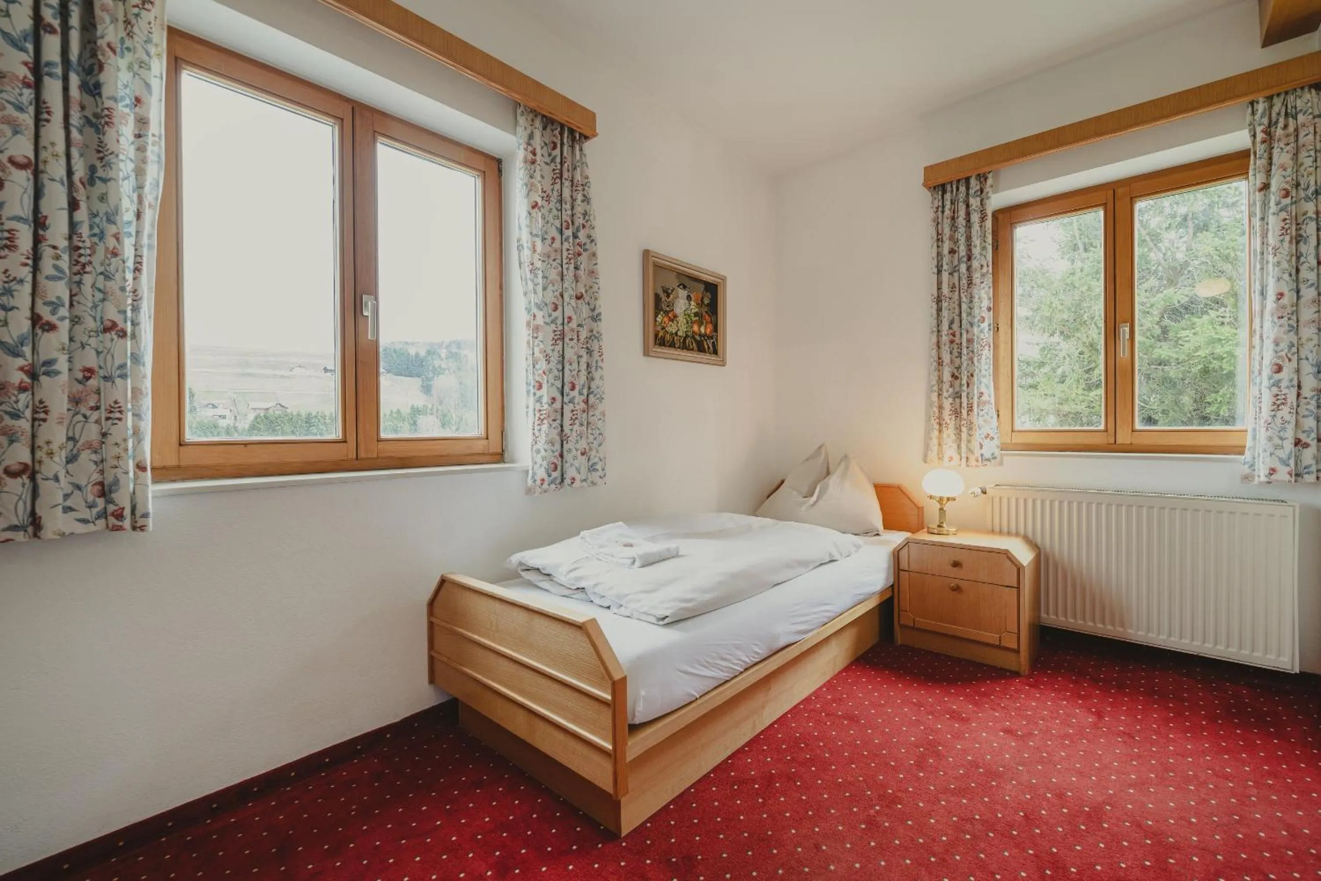 Bedroom, Bed in Hotel Semriacherhof