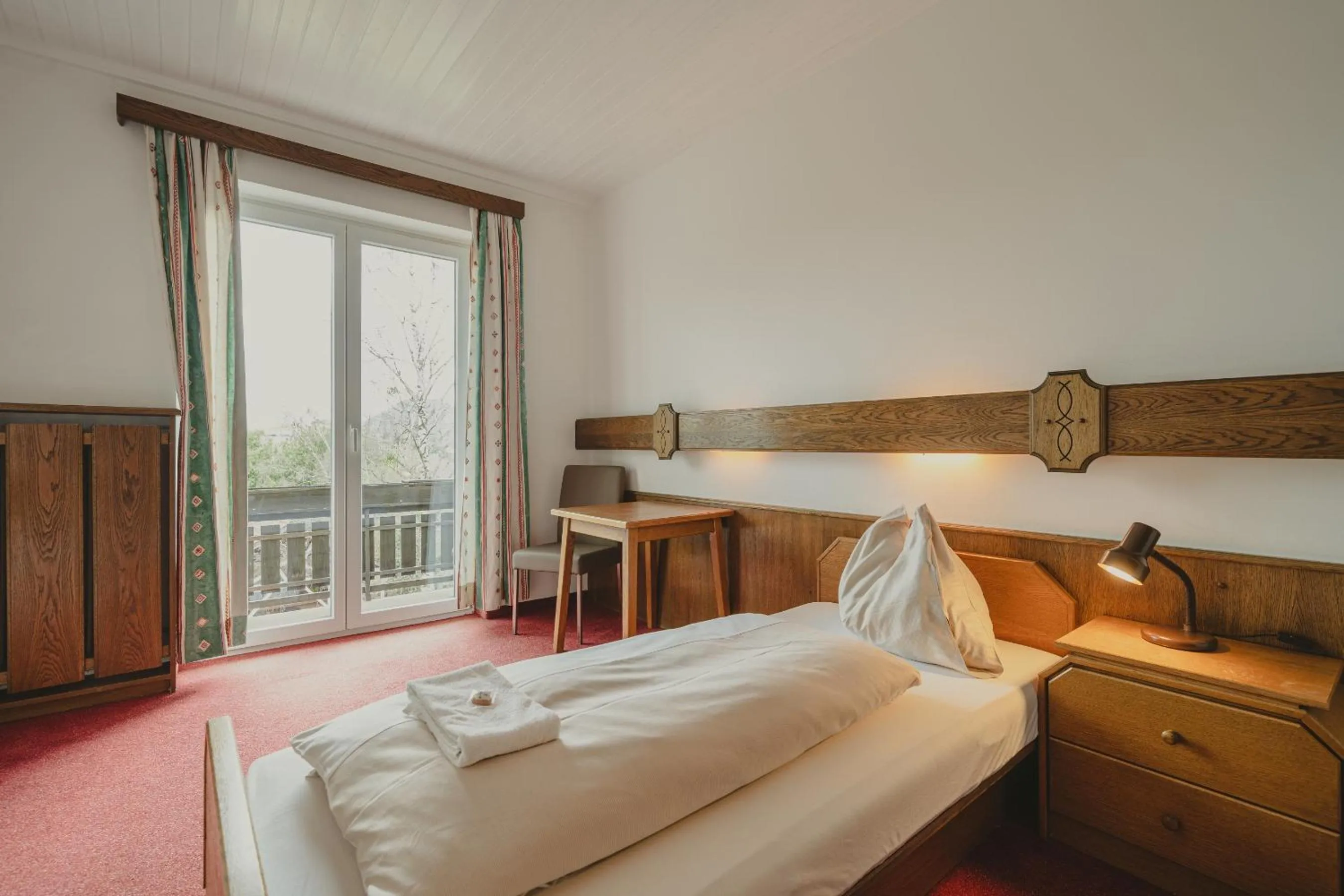 Bed in Hotel Semriacherhof