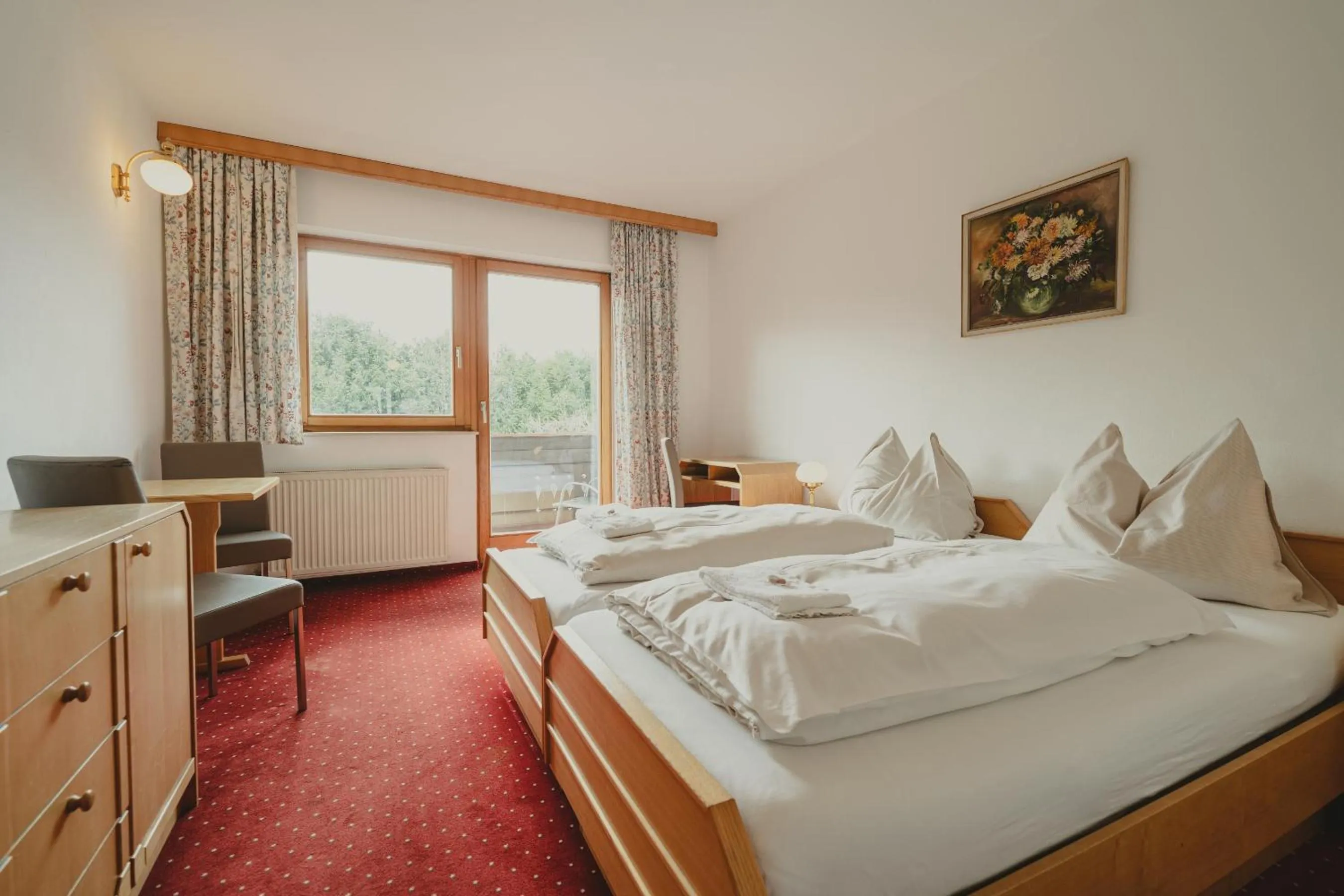 Bedroom, Bed in Hotel Semriacherhof