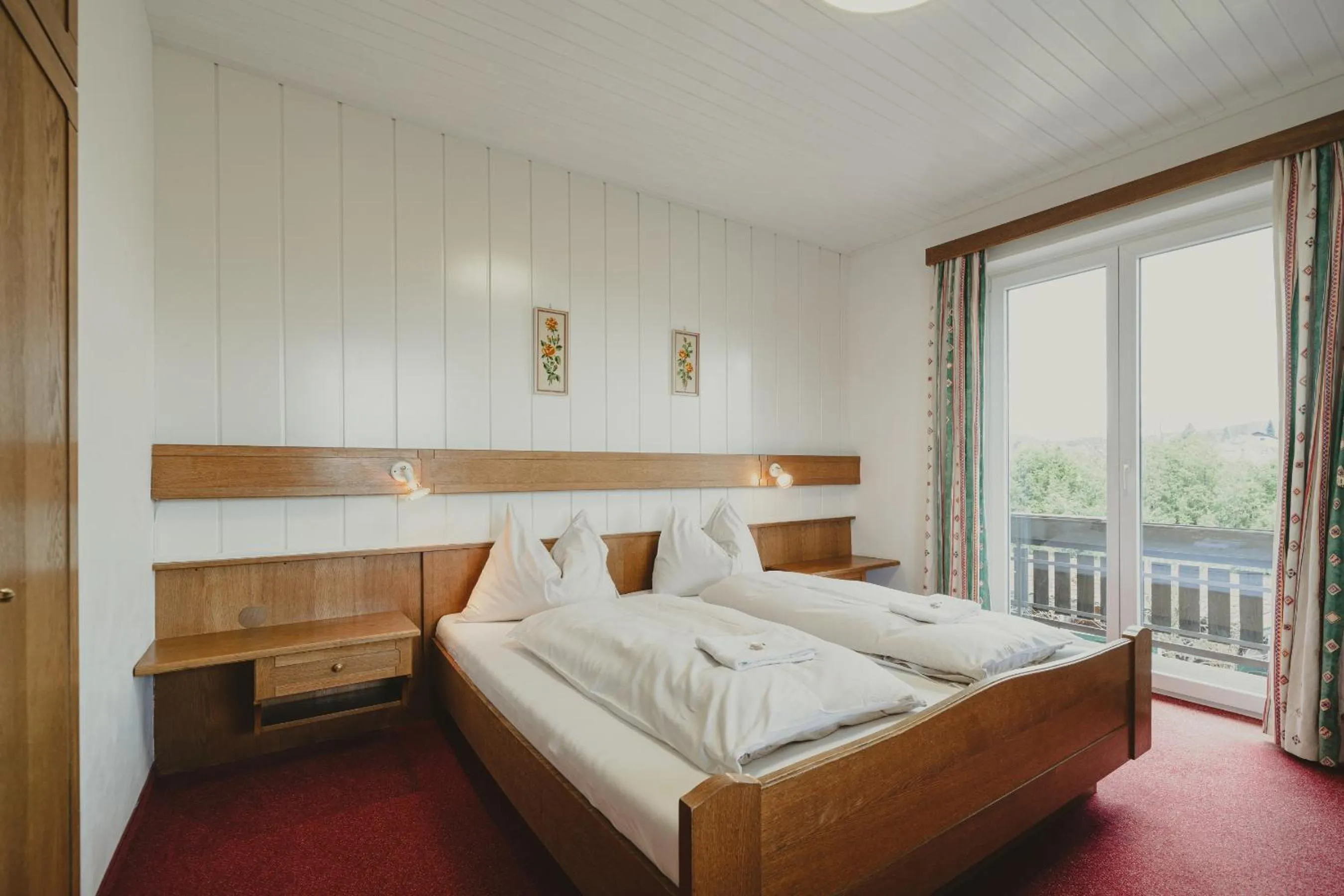 Photo of the whole room, Bed in Hotel Semriacherhof